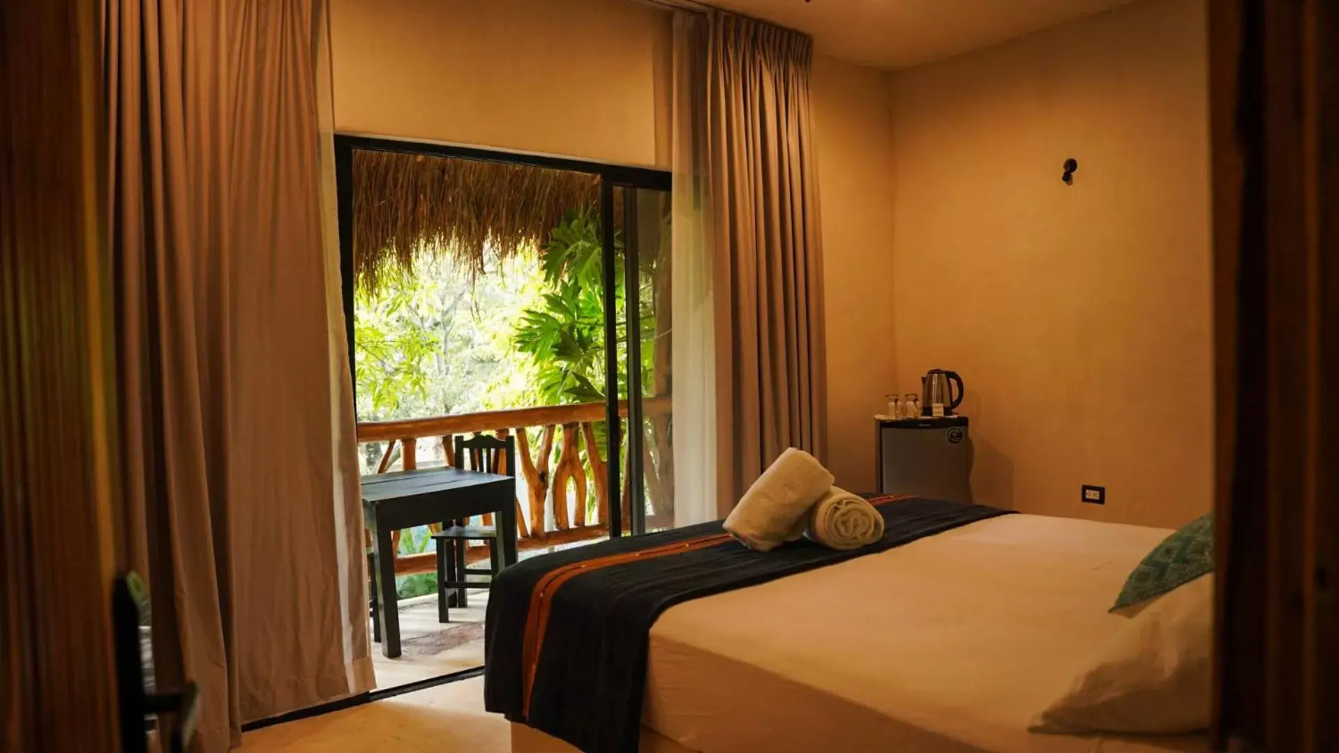 Room with One Double Bed with Garden View Balcony and Private Bathroom in Corazon De Jade Tulum Room with One Double Bed with Garden View Balcony and Private Bathroom in Corazon De Jade Tulum
