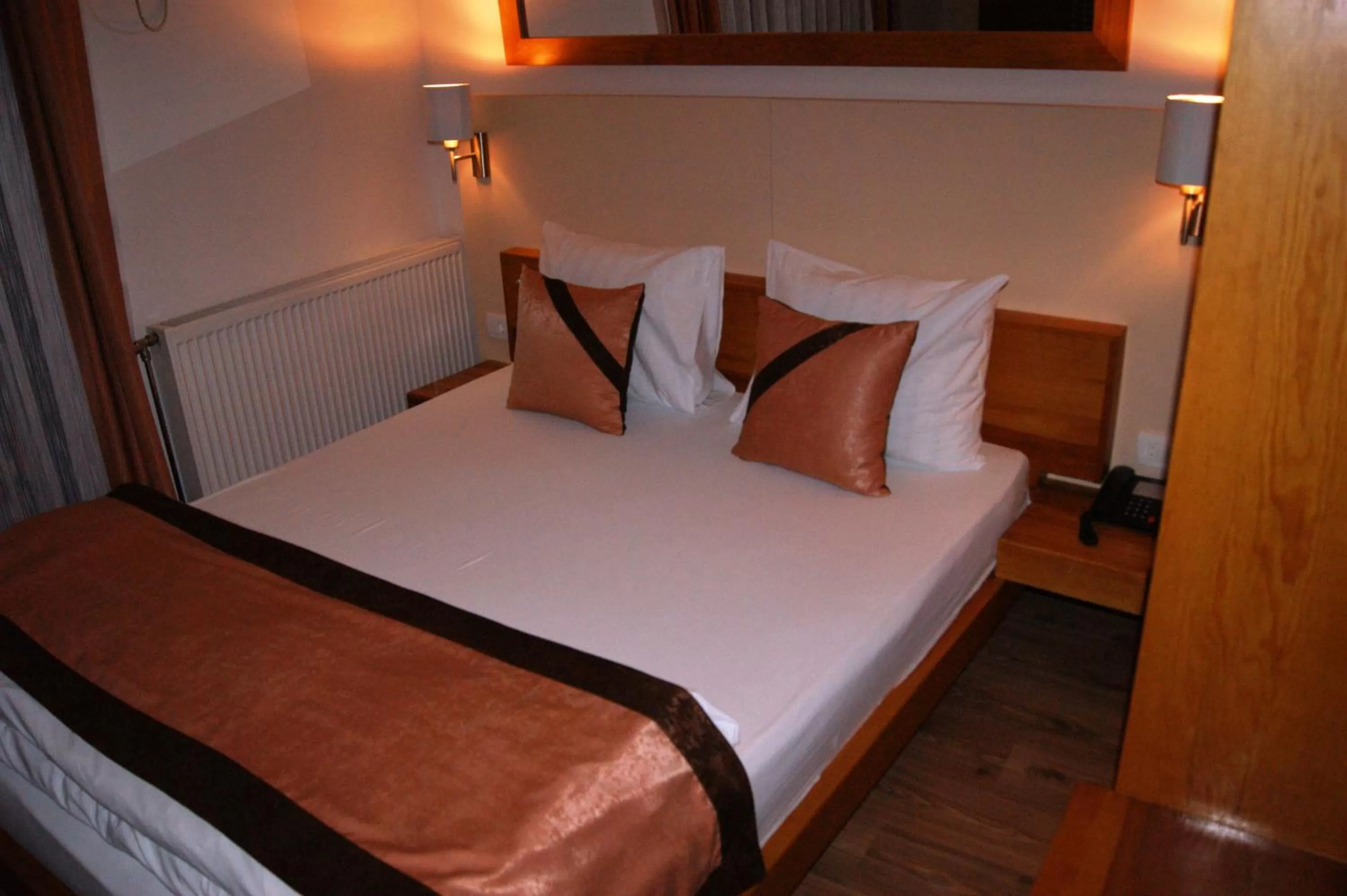 Bed in Hotel Prizreni