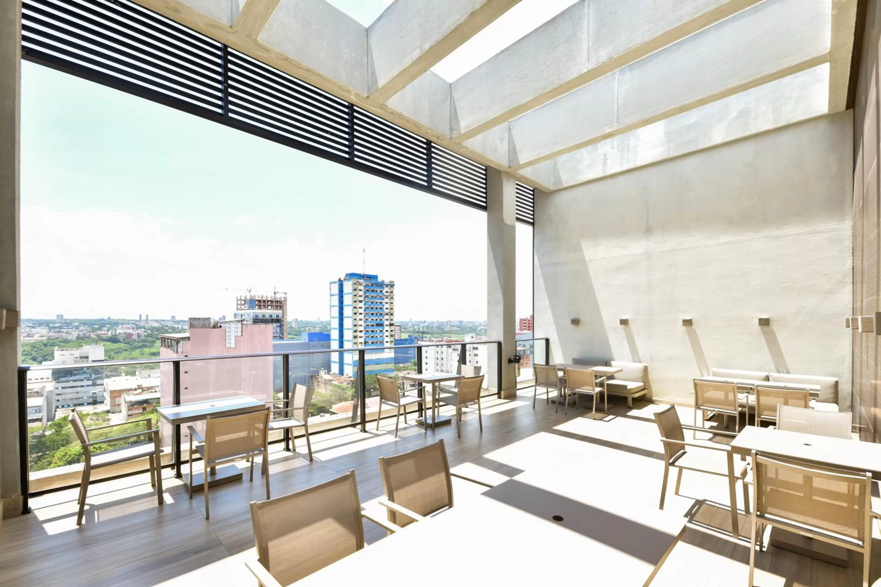 Balcony/Terrace in Rio Hotel by Bourbon Ciudad Del Este