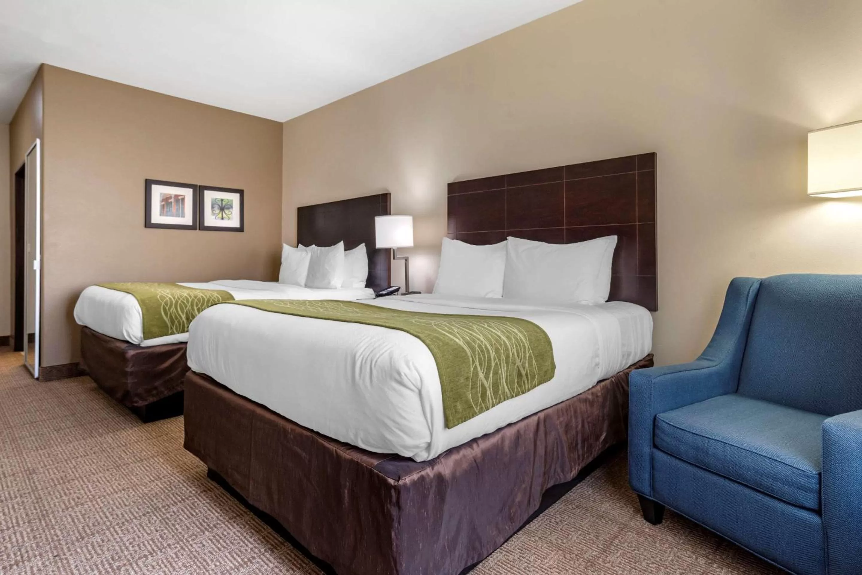 Photo of the whole room in Comfort Inn & Suites Scott-West Lafayette