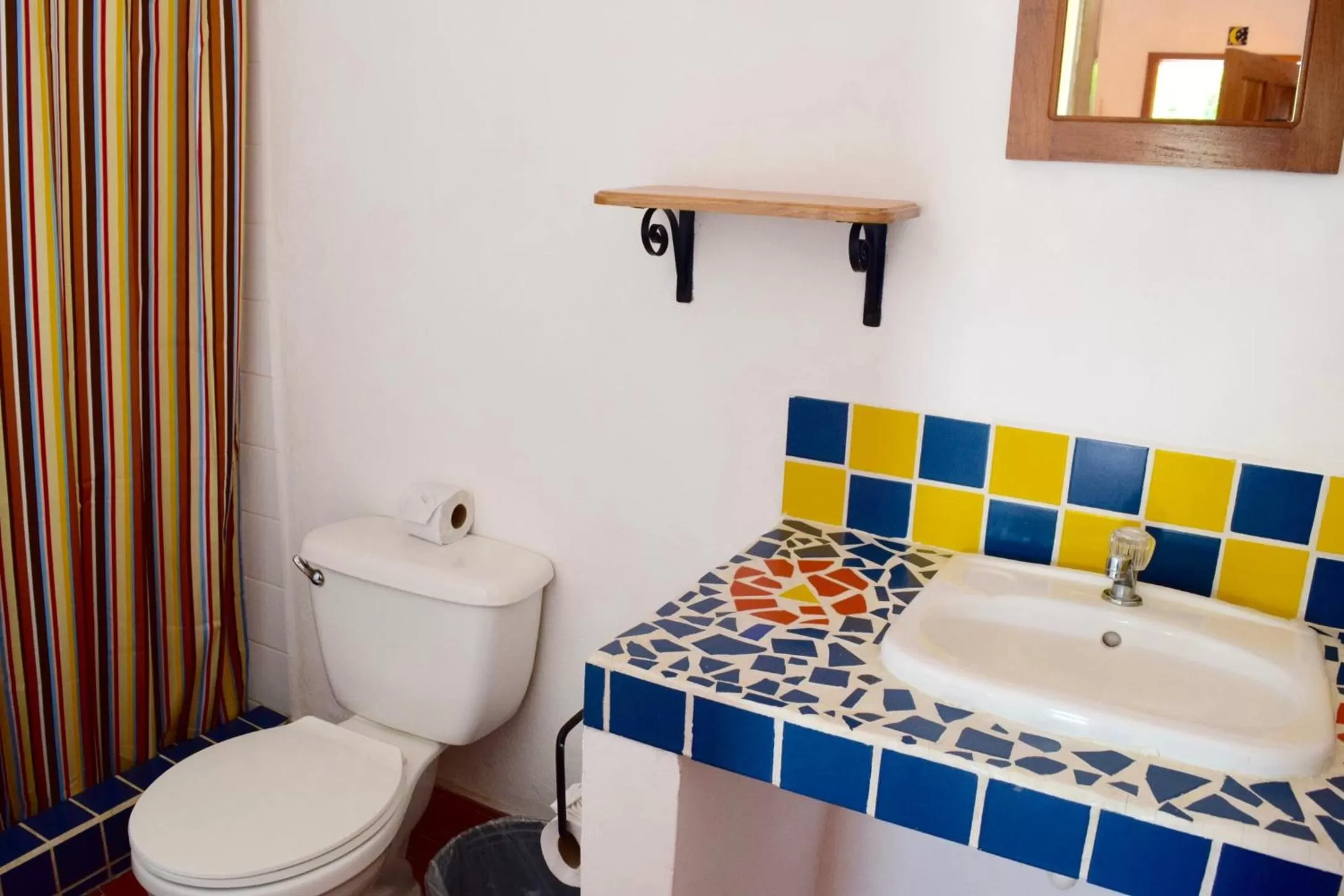 Bathroom in La Casa de Cafe Bed and Breakfast