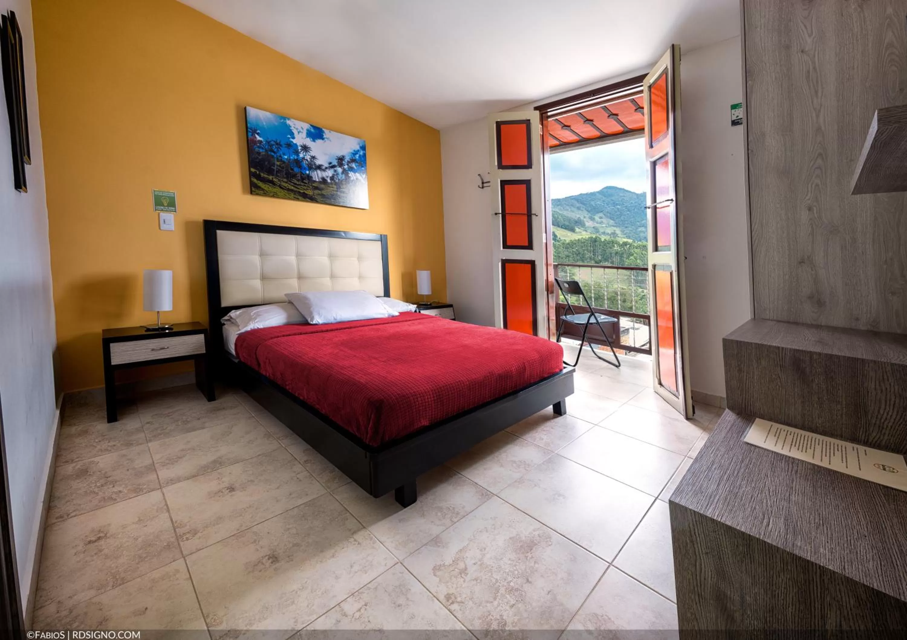 Photo of the whole room, Bed in Casa Borbon