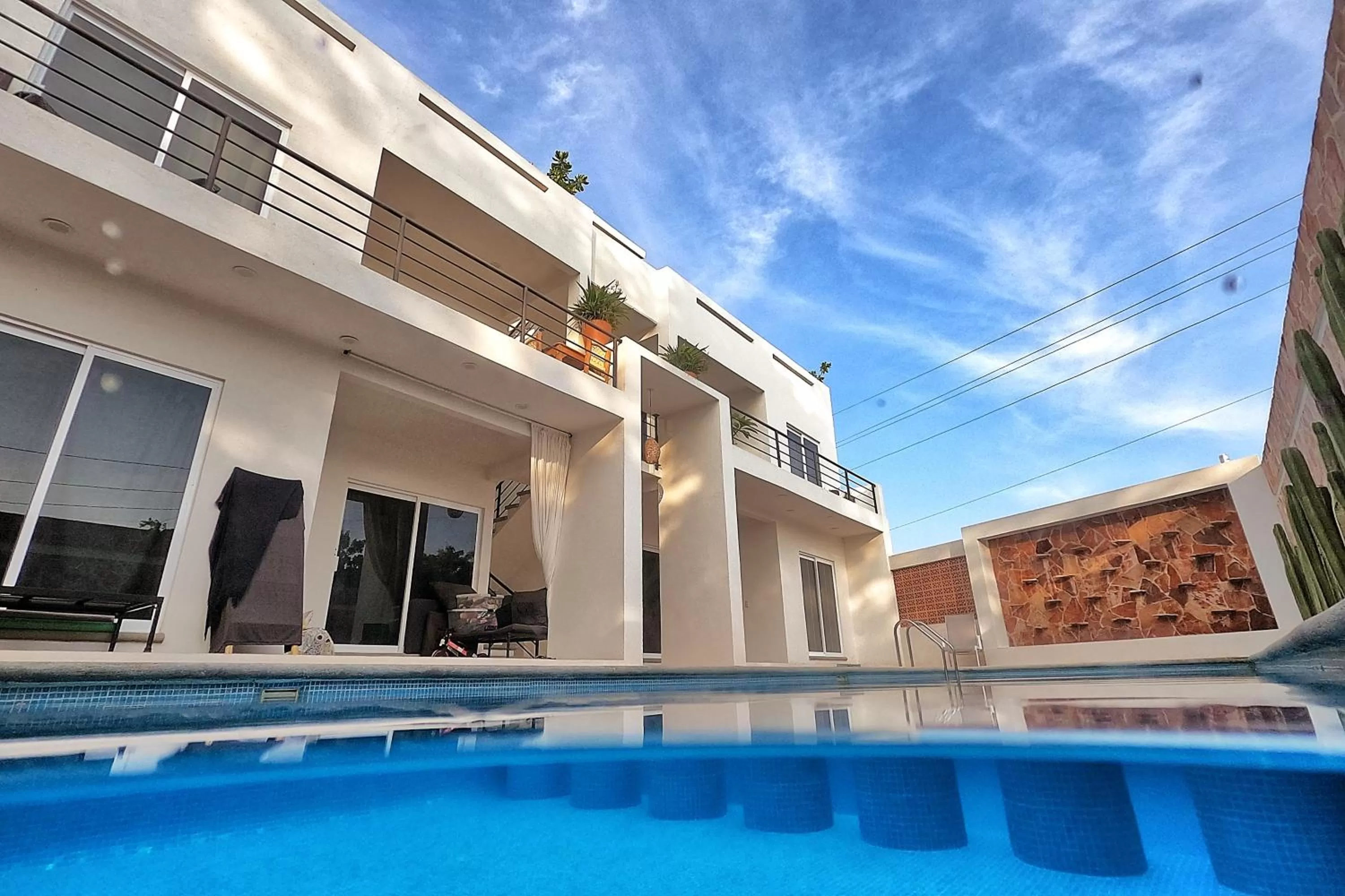 La Aurora Puerto Escondido