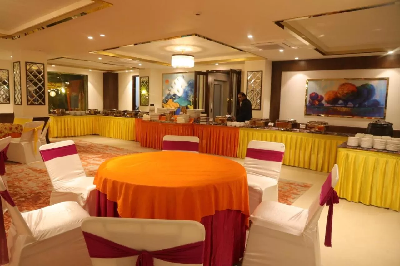 Banquet/Function facilities in Comfort Inn Dehradun
