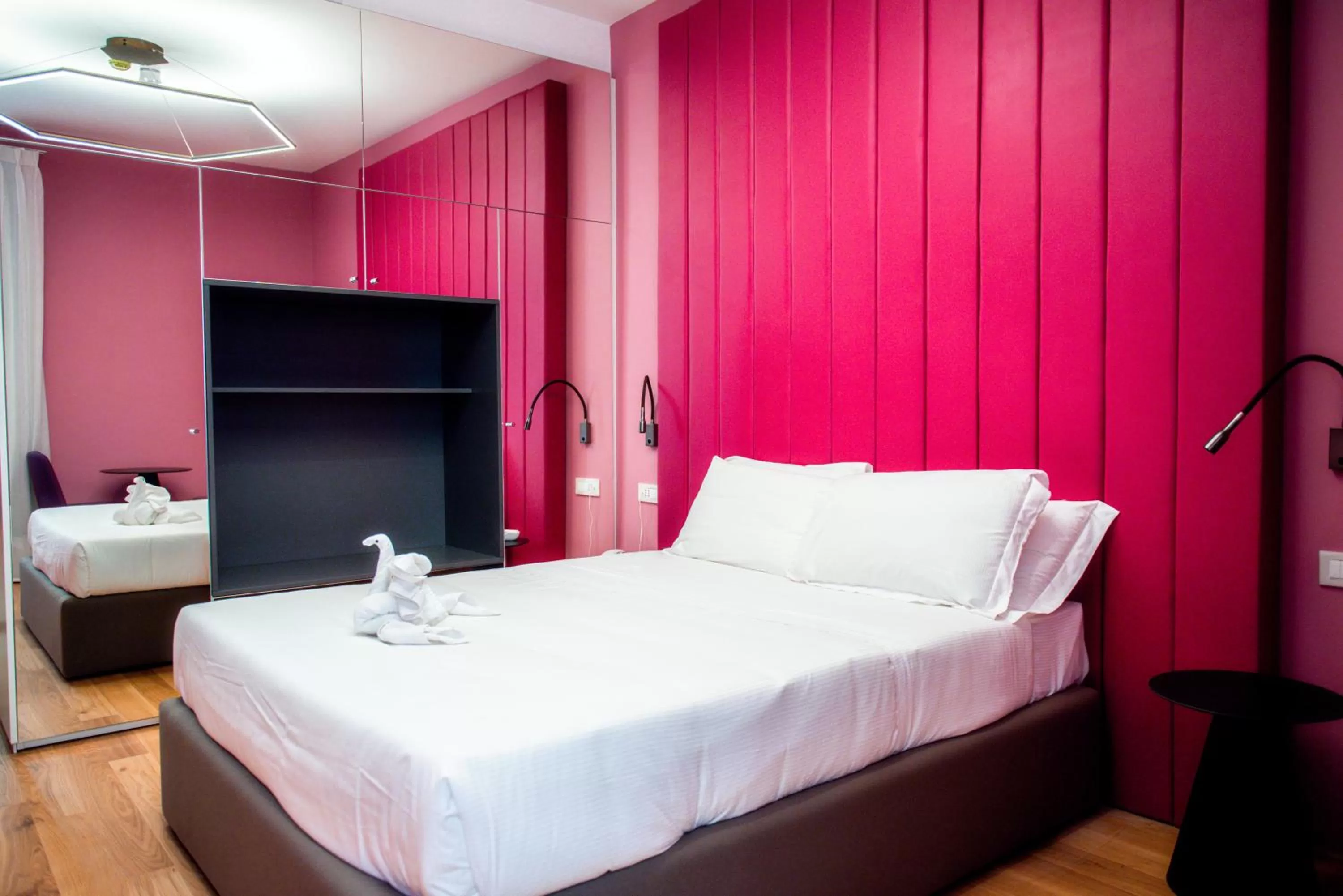 Photo of the whole room, Bed in Boutique Centrale Palace Hotel