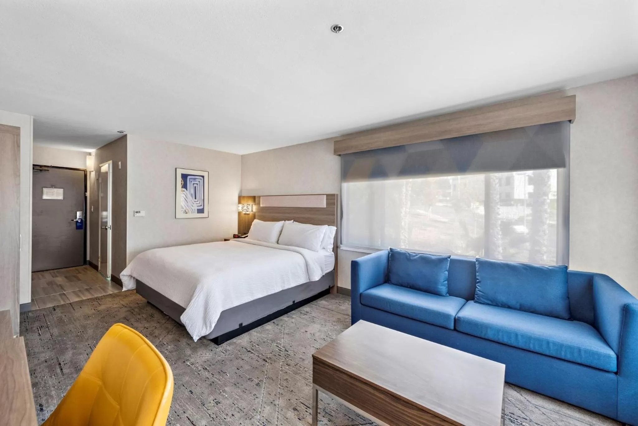 Photo of the whole room, Bed in Holiday Inn Express La Mesa Near SDSU by IHG