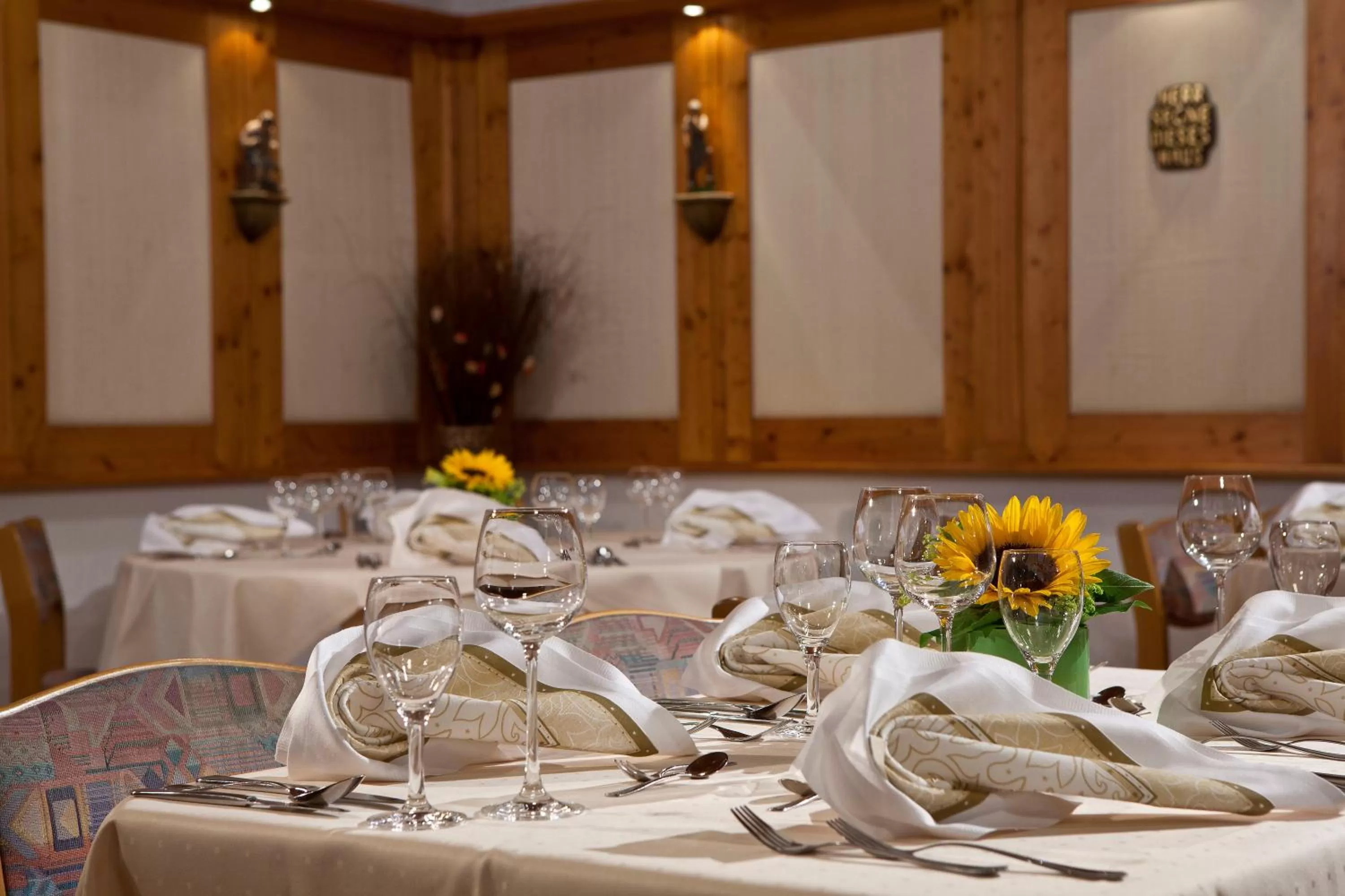 Restaurant/places to eat in Parkhotel Sonnenhof