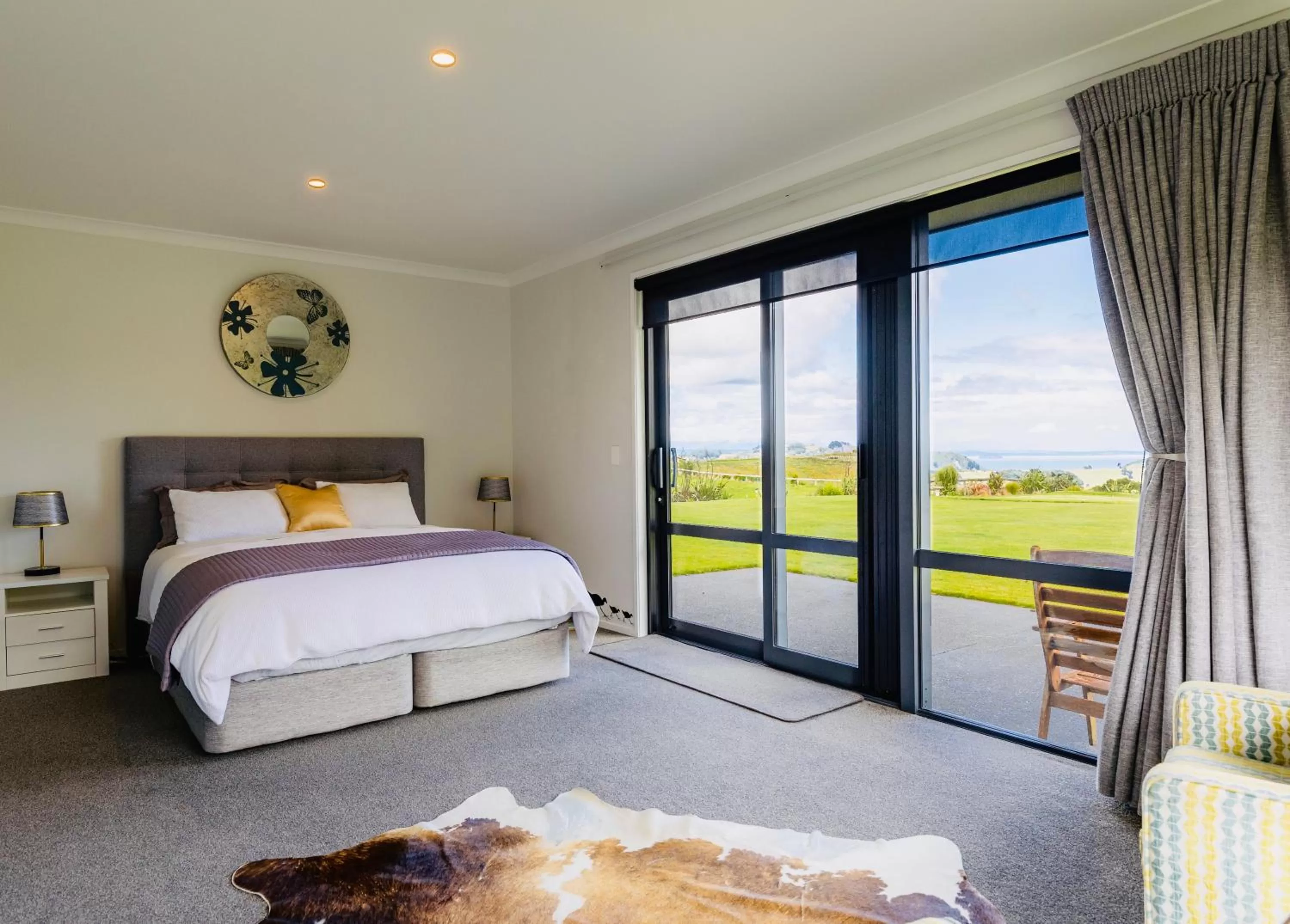 Suite with Lake View in Hilltop Whakaipo Estate