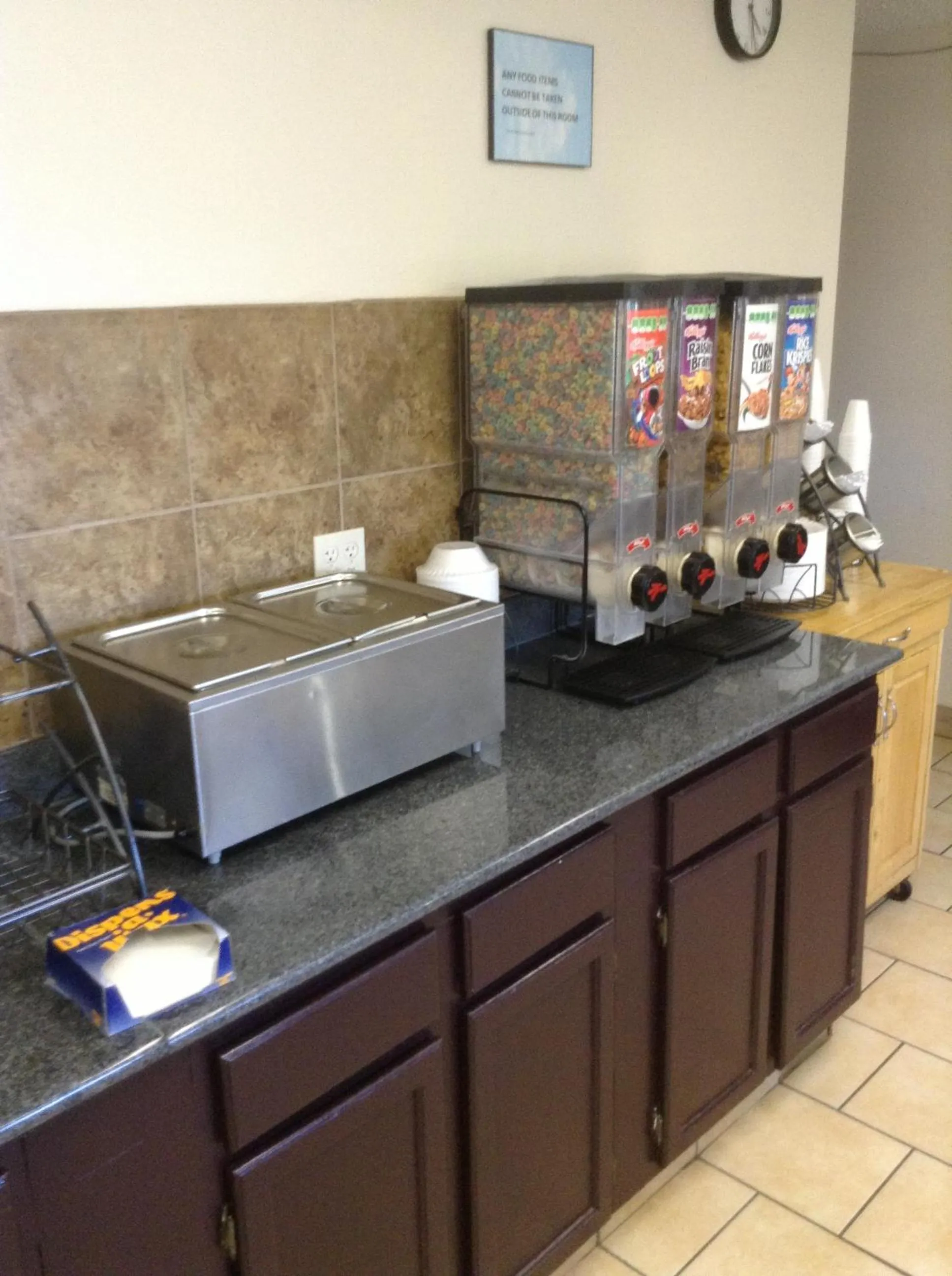 Restaurant/places to eat in Baymont by Wyndham Dubuque