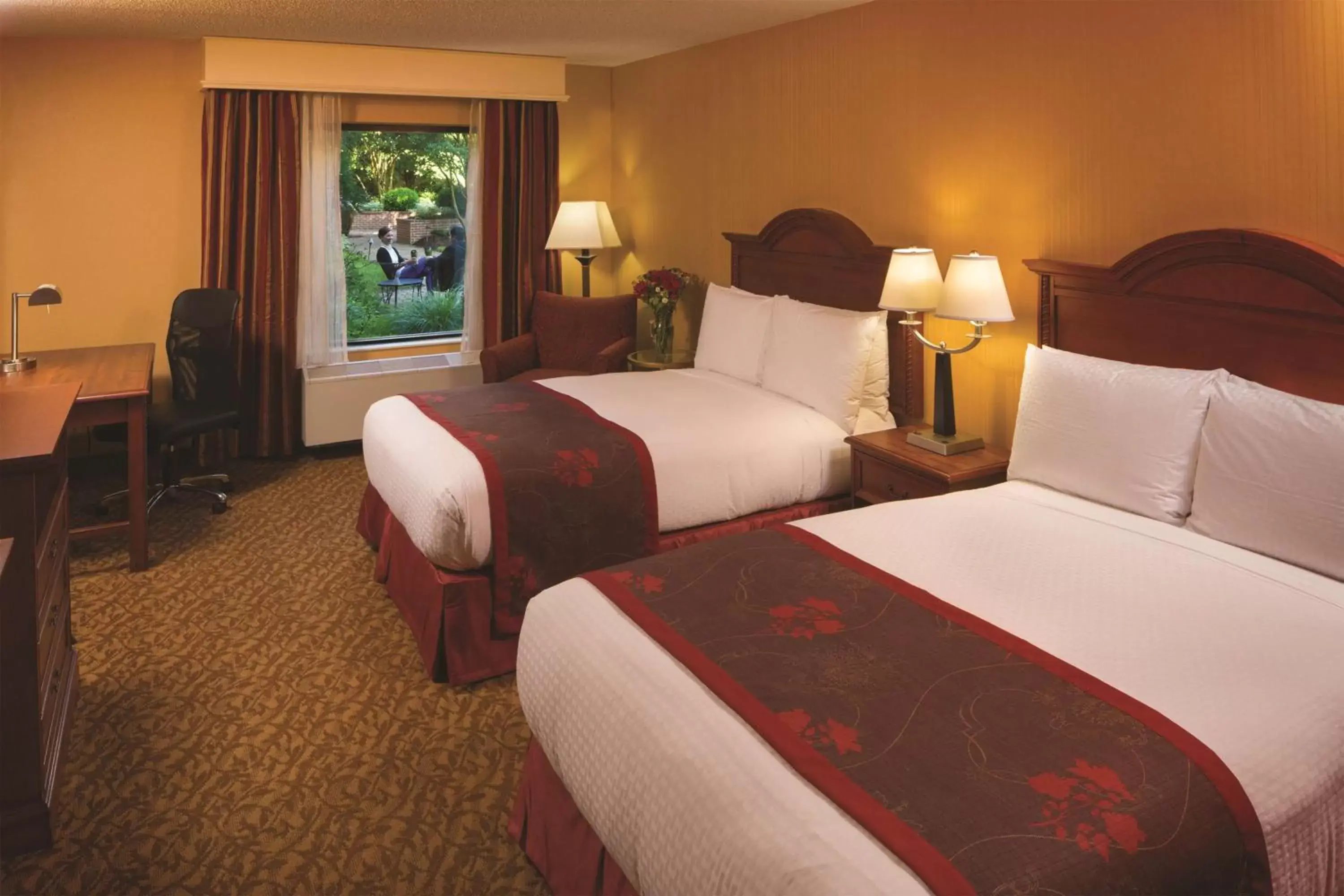 Double Room with Two Double Beds - Non-Smoking in DoubleTree by Hilton Biltmore/Asheville Double Room with Two Double Beds - Non-Smoking in DoubleTree by Hilton Biltmore/Asheville
