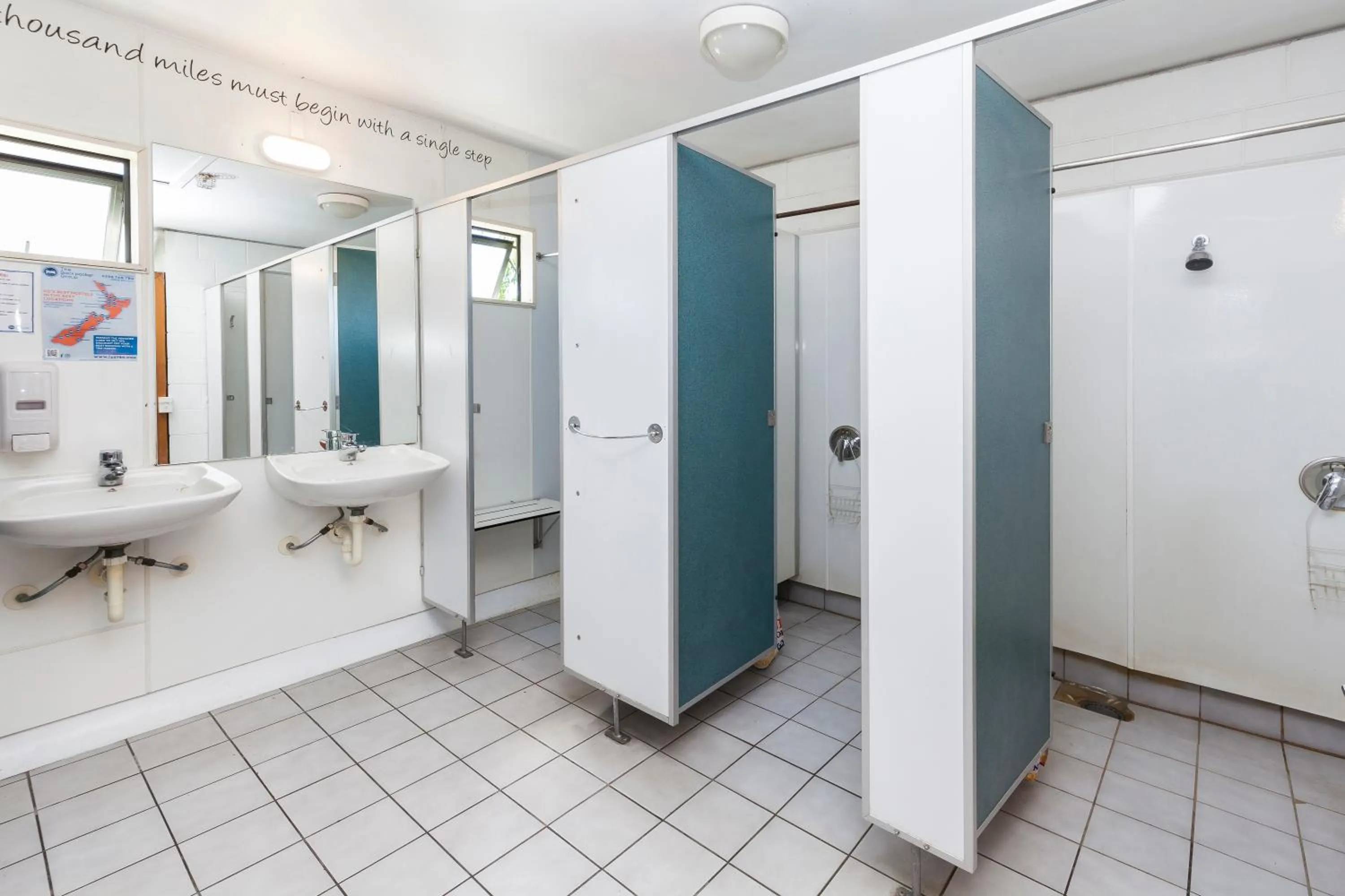 Bathroom in Around The World Backpackers