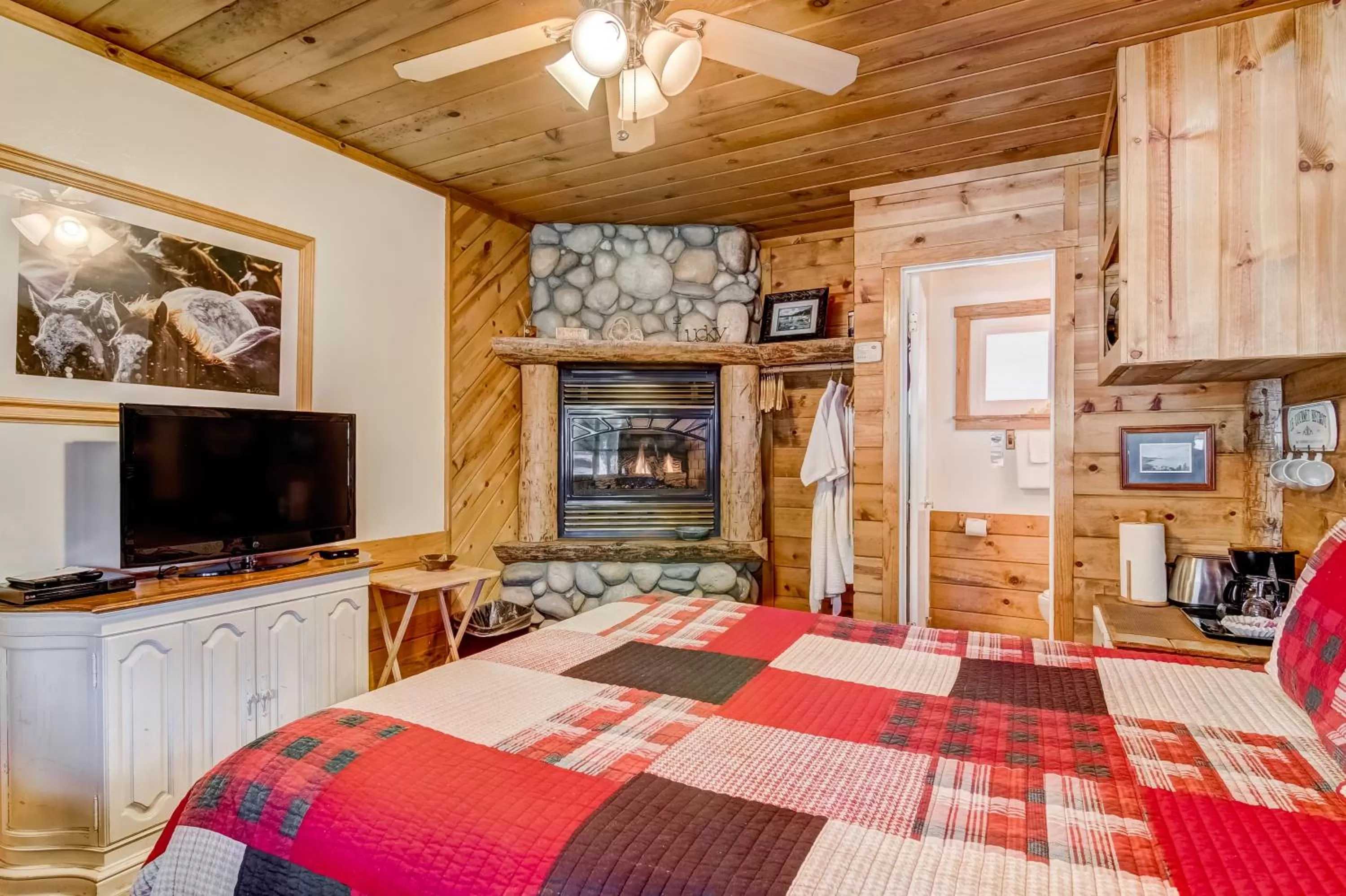 Bed in Heavenly Valley Lodge