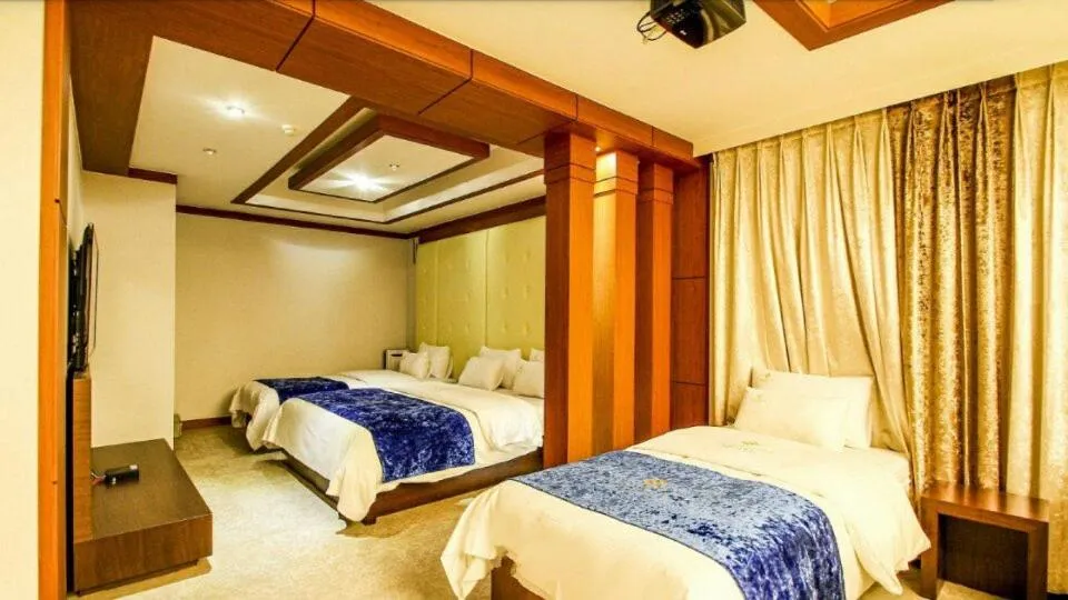 Room Photo in Hotel Charlot Castle