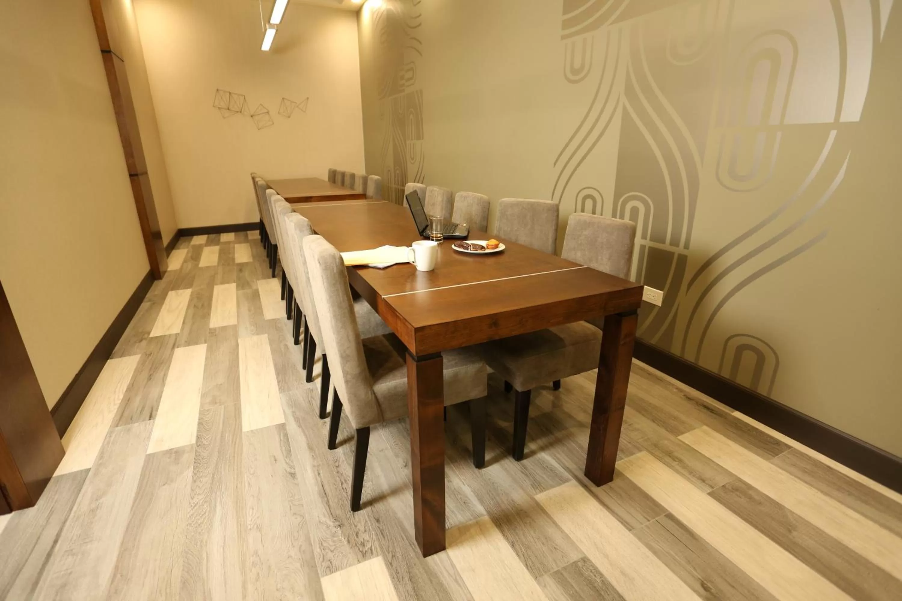 Meeting/conference room in Holiday Inn Express & Suites Mexicali by IHG