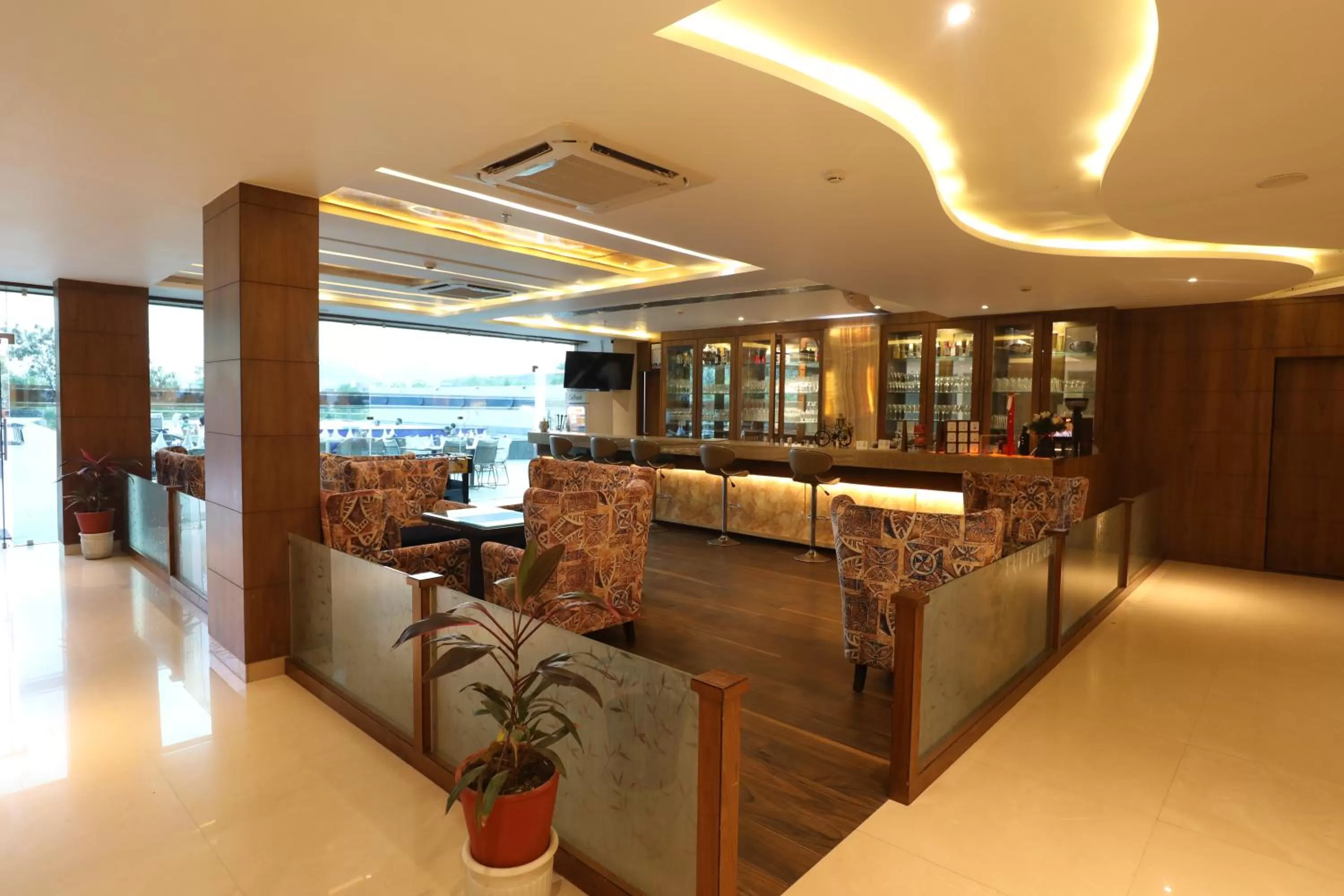 Lounge or bar in Bamboo Saa Resort & Spa - Udaipur