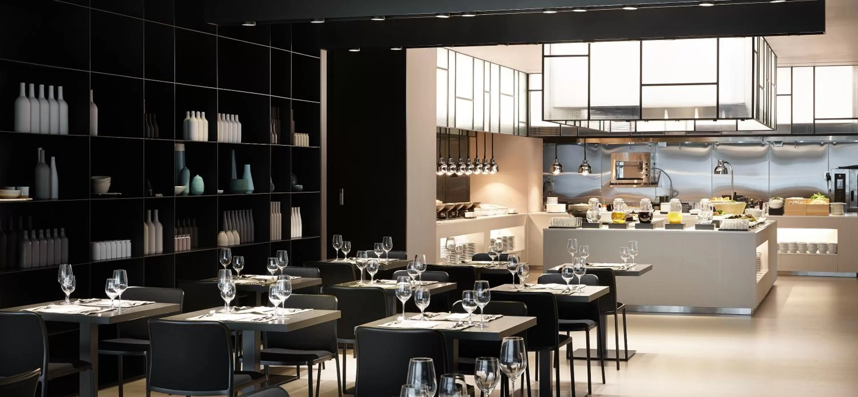 Restaurant/places to eat in Shilla Stay Seocho Gangnam Station