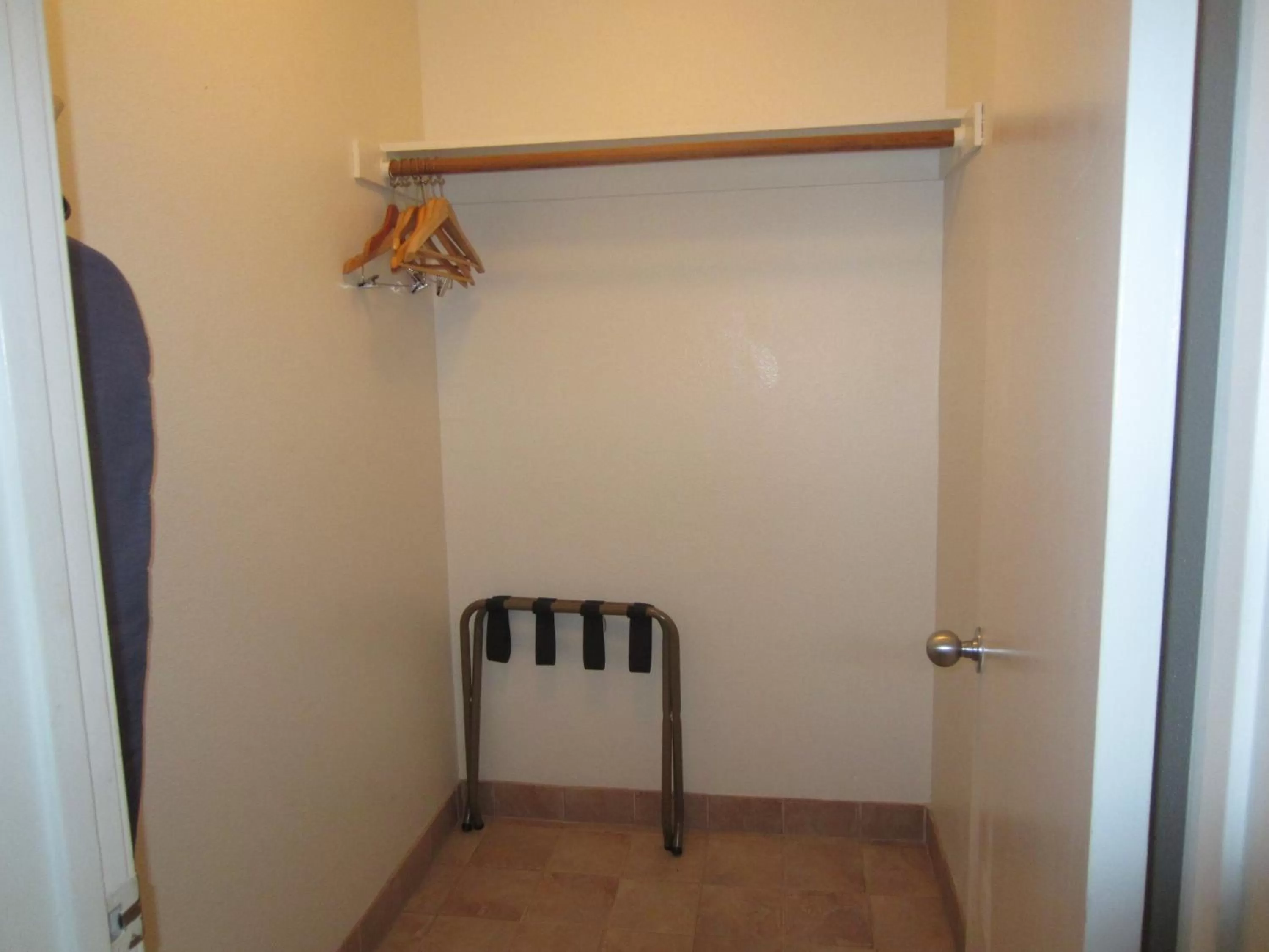 Other in Studio 6-Concord, CA