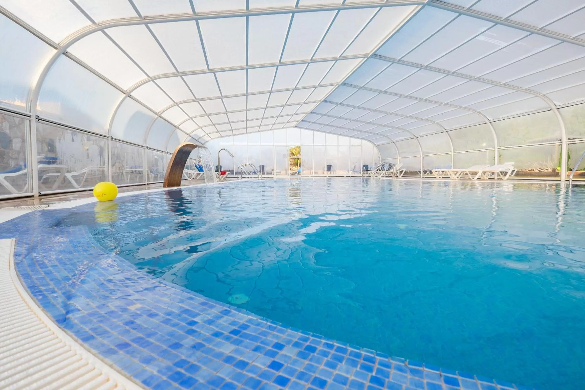 Swimming pool in Royal Suite