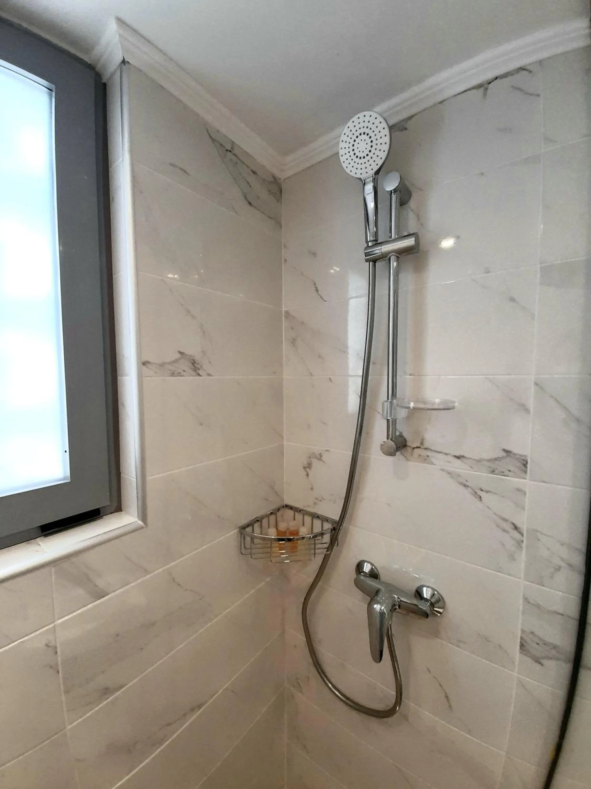 Bathroom in Elite Hotel