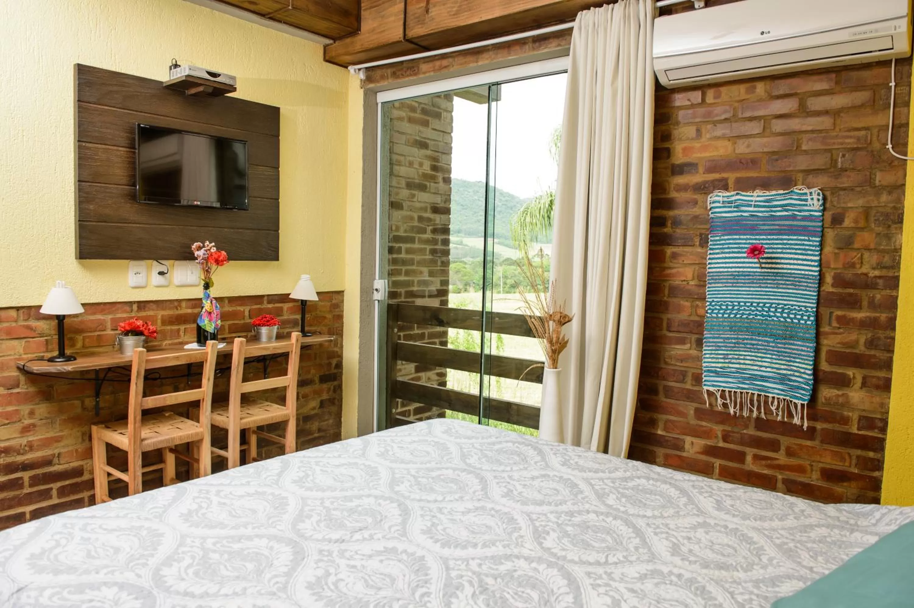 Bed in Bina's Haus Pousada, Cafeteria e Atelier