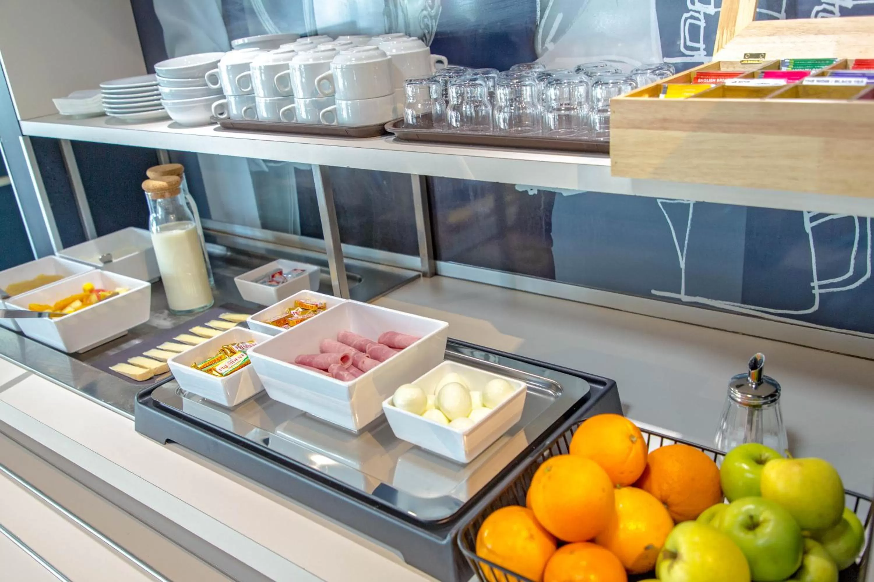 Breakfast in ibis budget Aubagne Paluds Agora