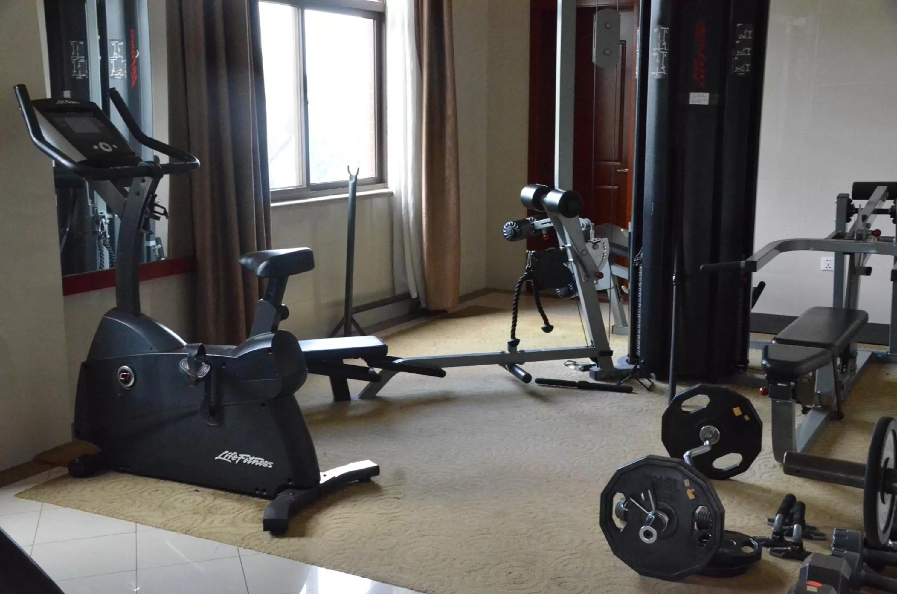 Fitness Center/Facilities in Soluxe Club International Hotel