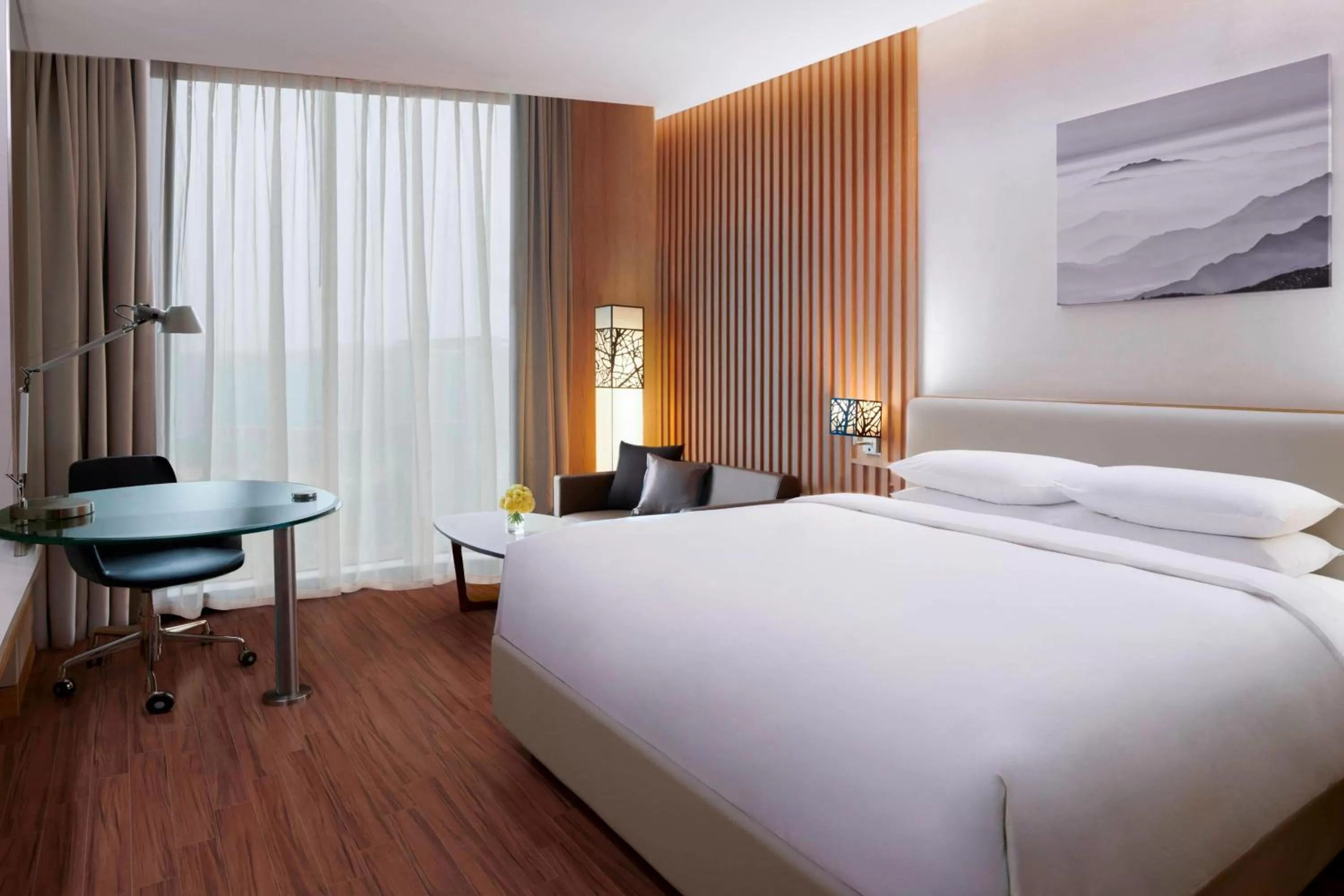 Photo of the whole room, Bed in Courtyard by Marriott Seoul Botanic Park