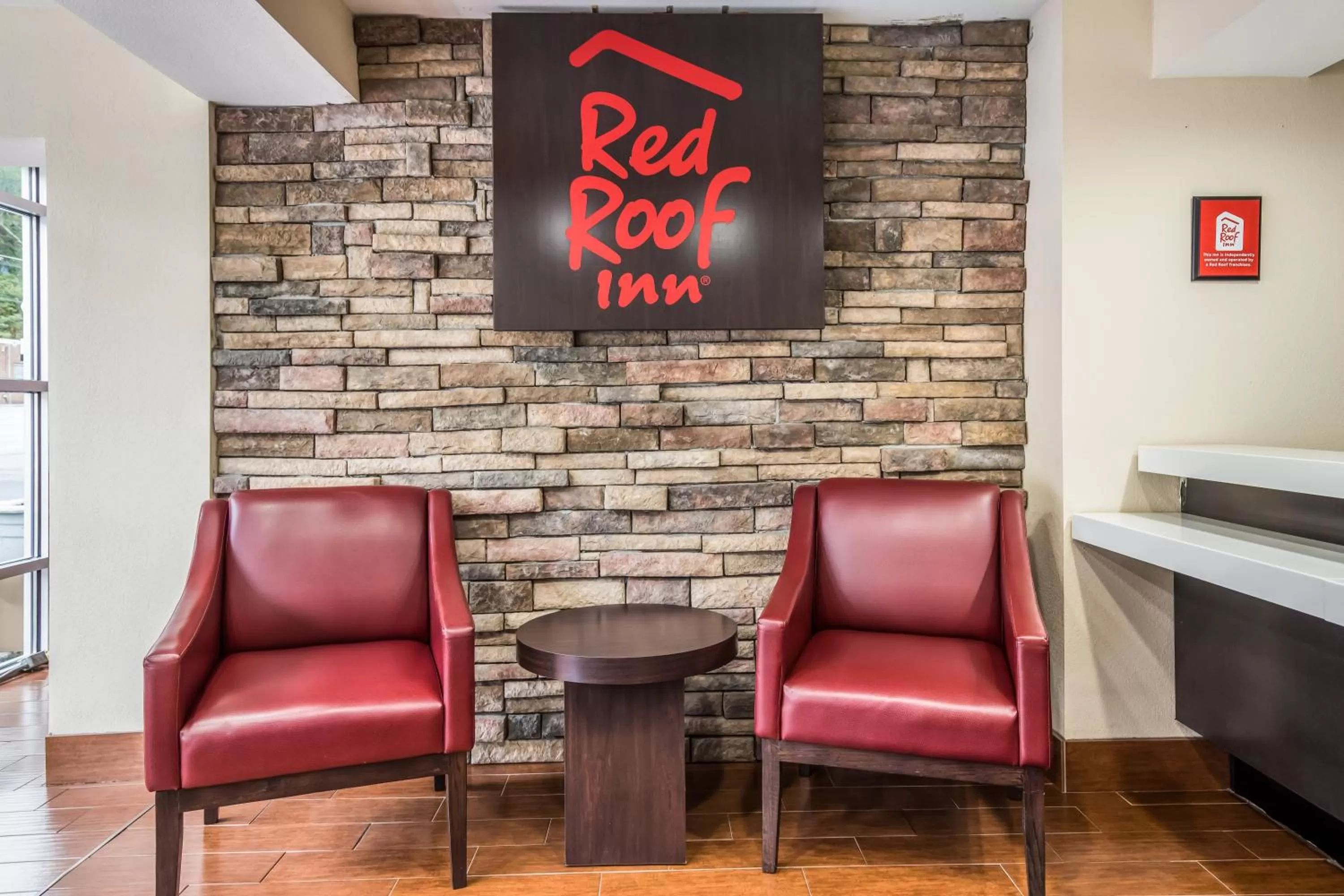 Lobby or reception in Red Roof Inn Caryville
