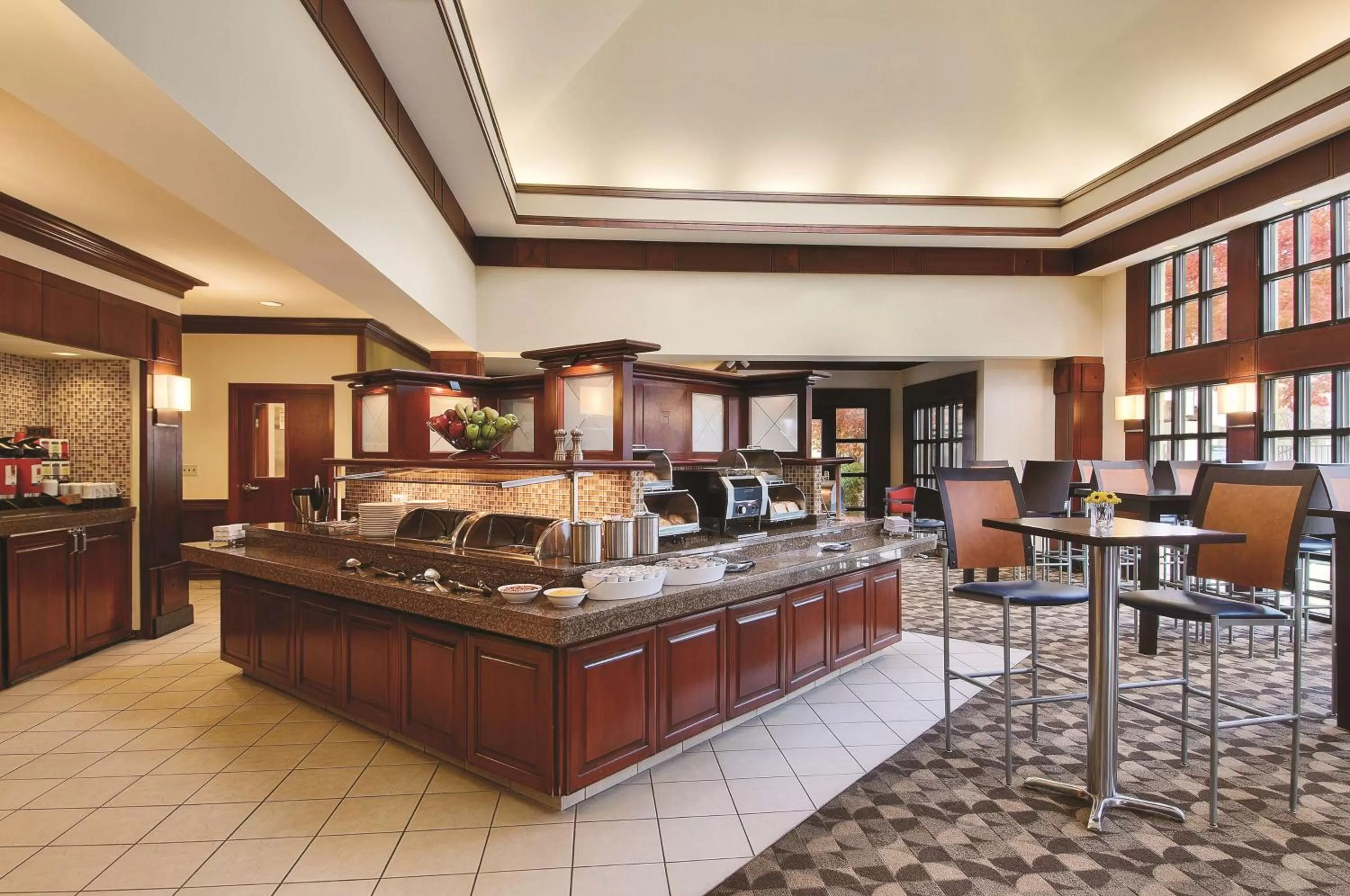 Restaurant/places to eat in Hyatt House Denver Tech Center