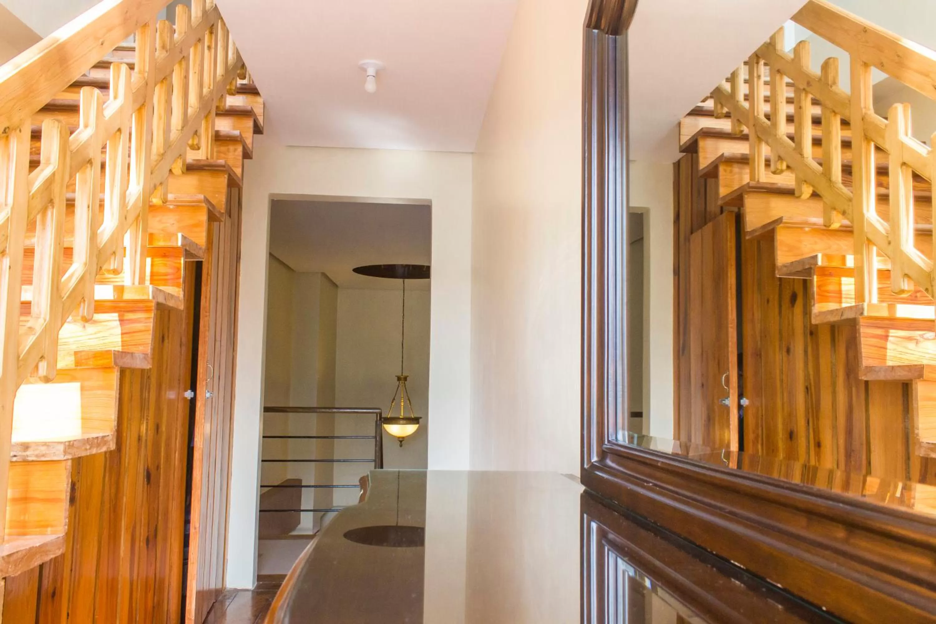 The Half House by Elmar Cabin