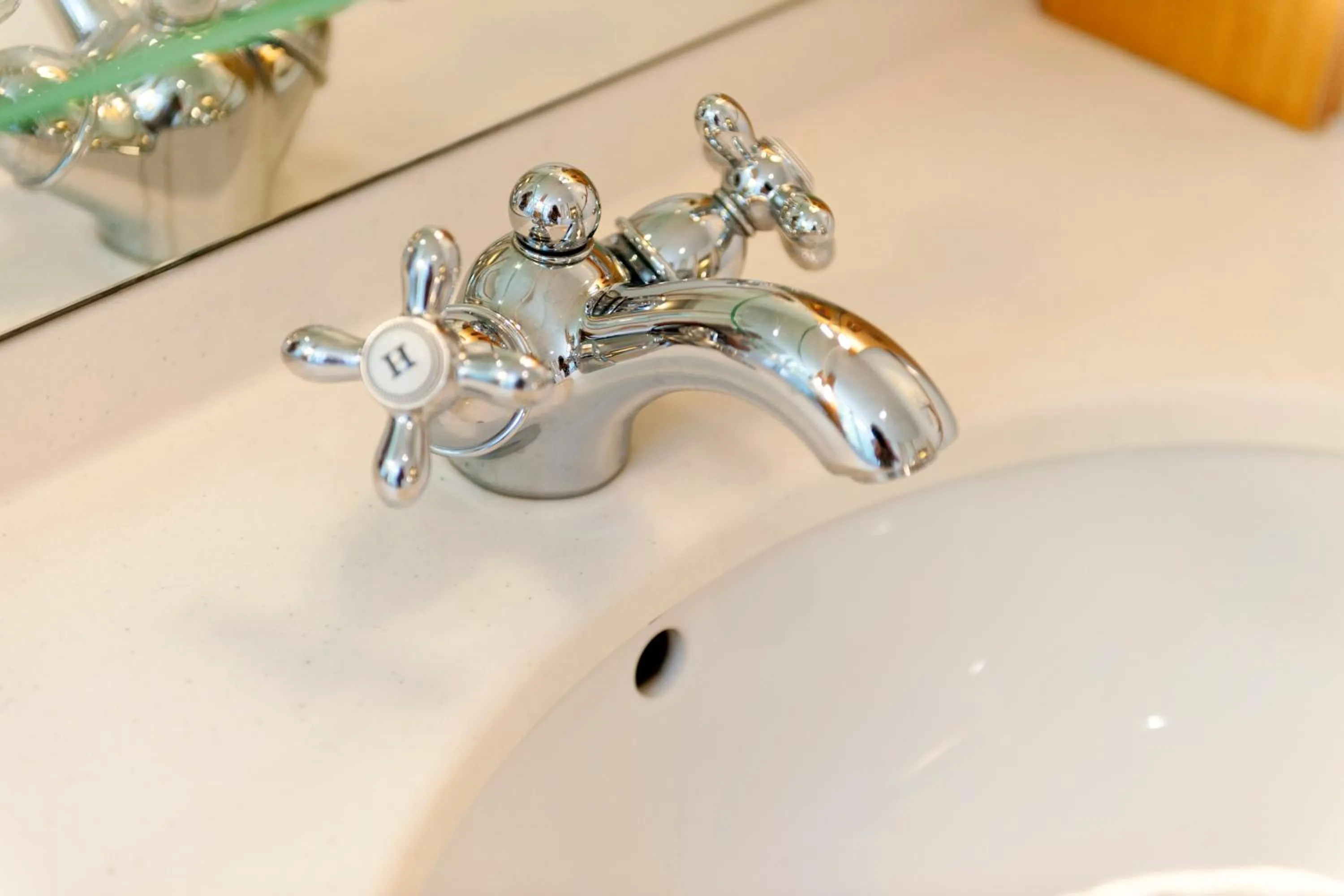 Bathroom in Grand Hôtel Filippo Strasbourg Nord