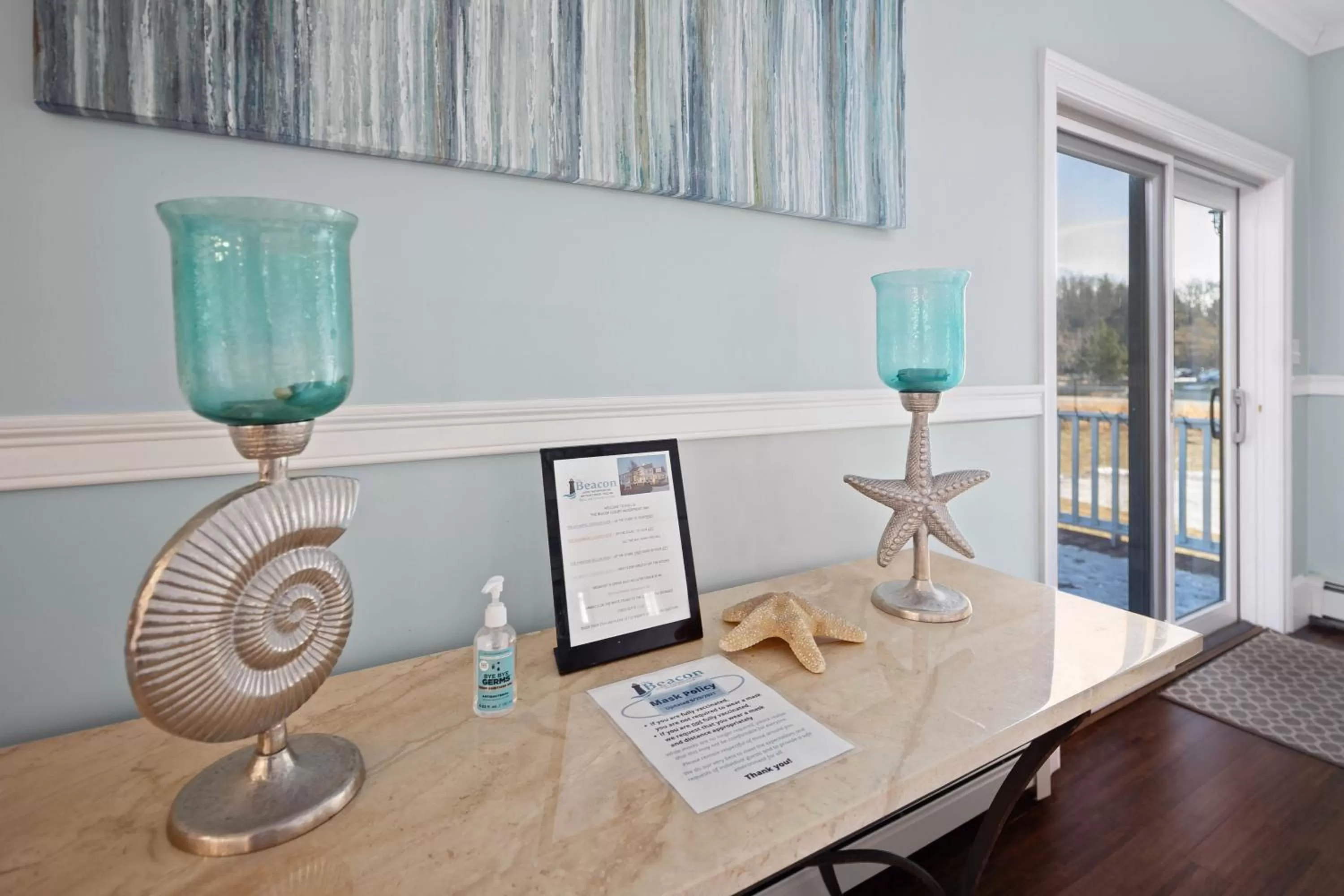 The Beacon Waterfront Inn