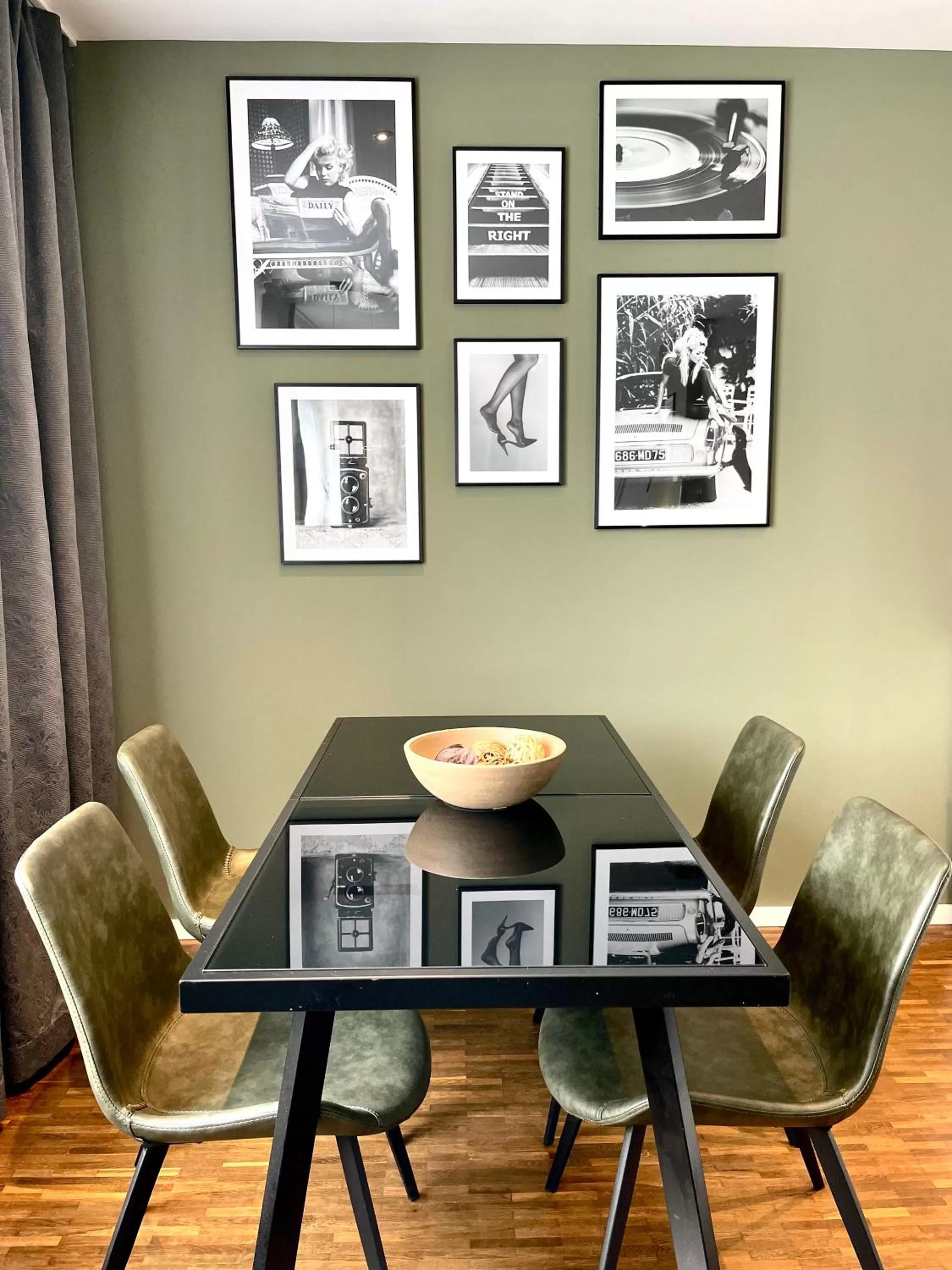 Dining area in zeitwohnhaus SUITE-HOTEL & SERVICED APARTMENTS