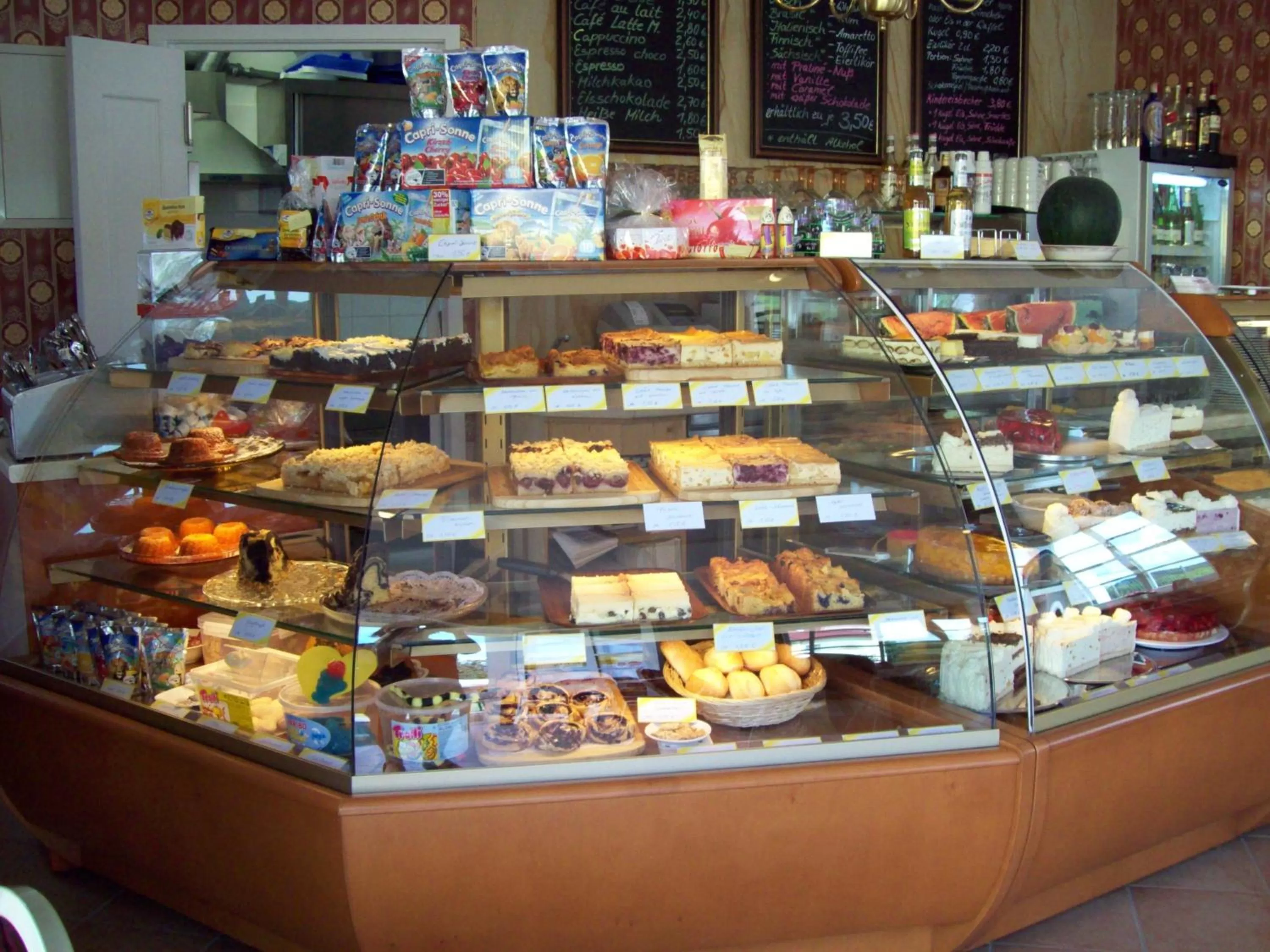 Food, Supermarket/Shops in Pension Villa Else