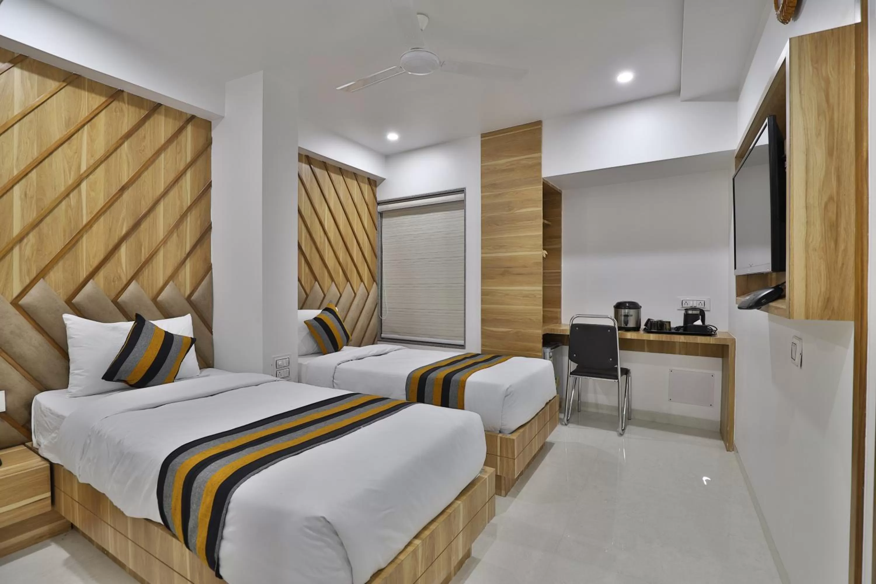 Photo of the whole room, Bed in HOTEL LE GRAND