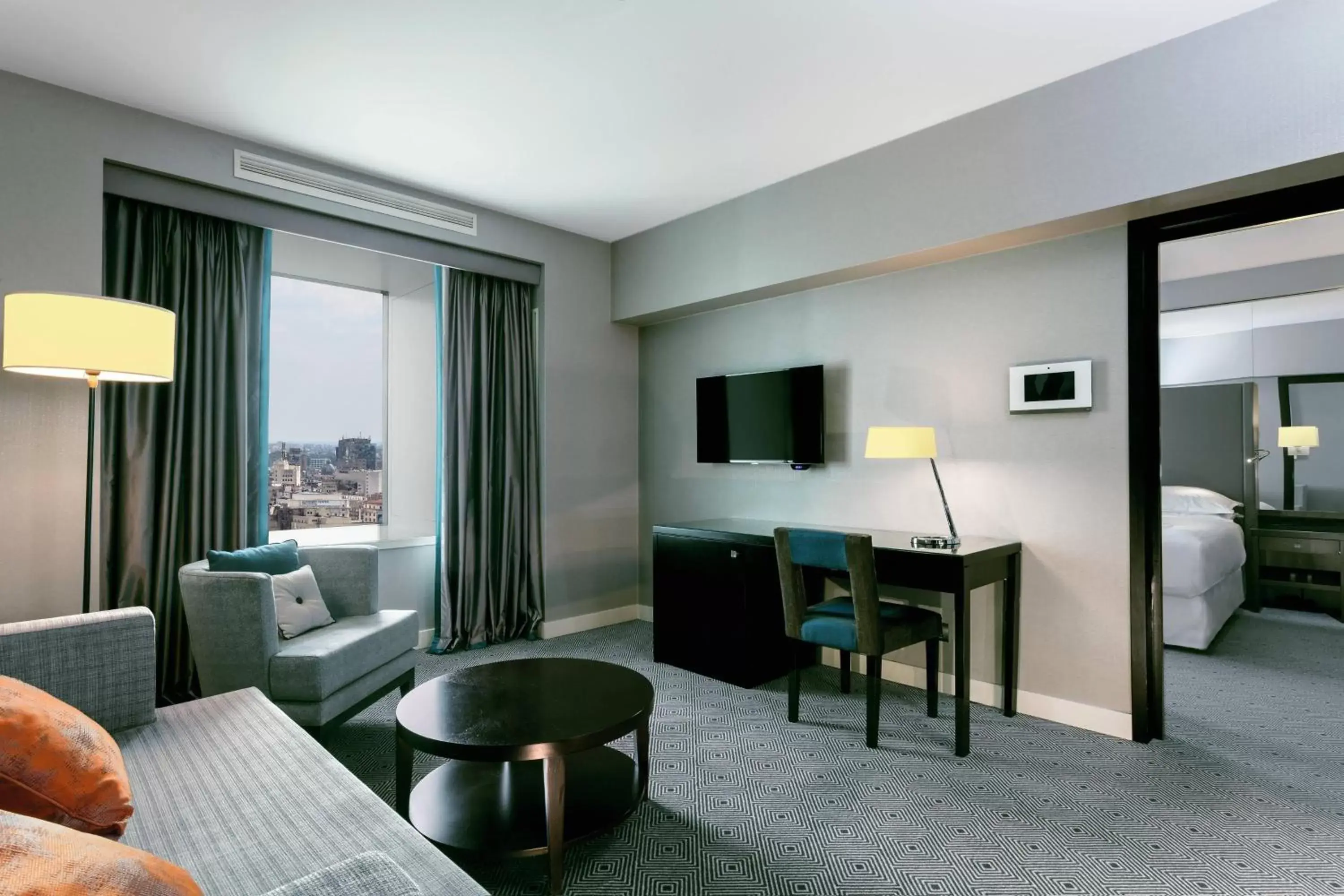 Executive, Executive level, 1 Bedroom Executive Suite in Sheraton Bucharest Hotel Executive, Executive level, 1 Bedroom Executive Suite in Sheraton Bucharest Hotel