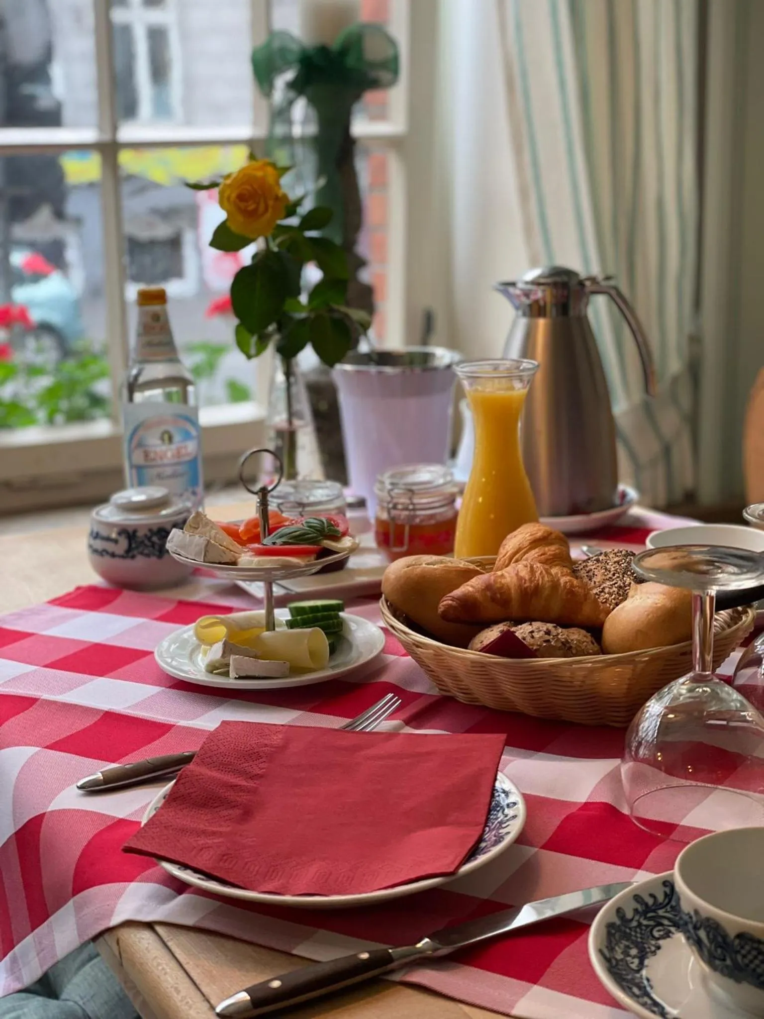 Breakfast in Hotel Alt Nürnberg -Ohne Lift-