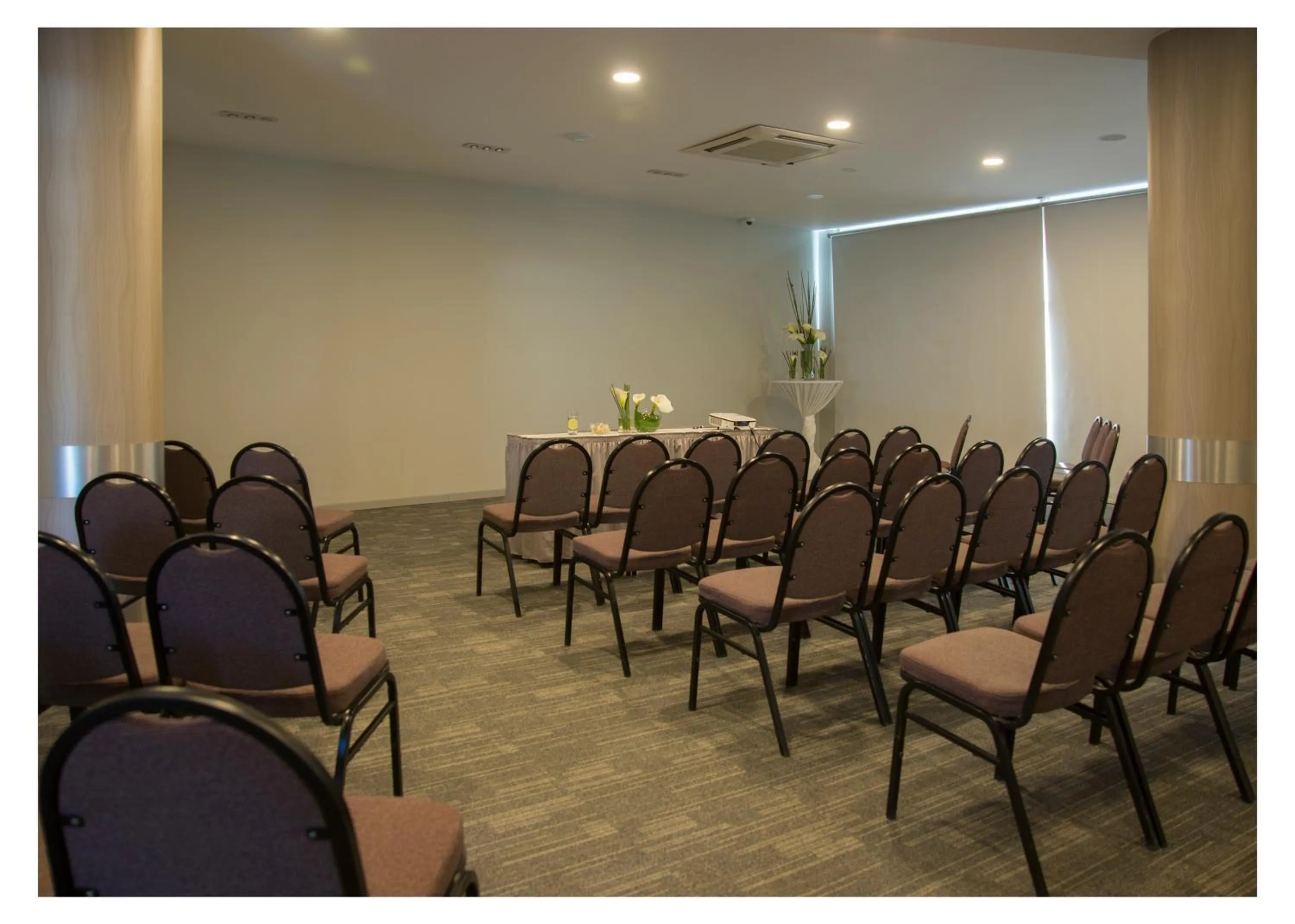 Business facilities in Casa Grande Suites