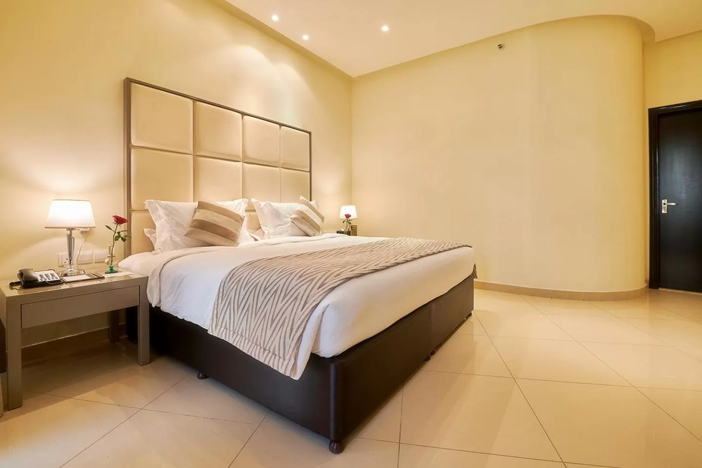 Bed in Bahi Ajman Palace Hotel