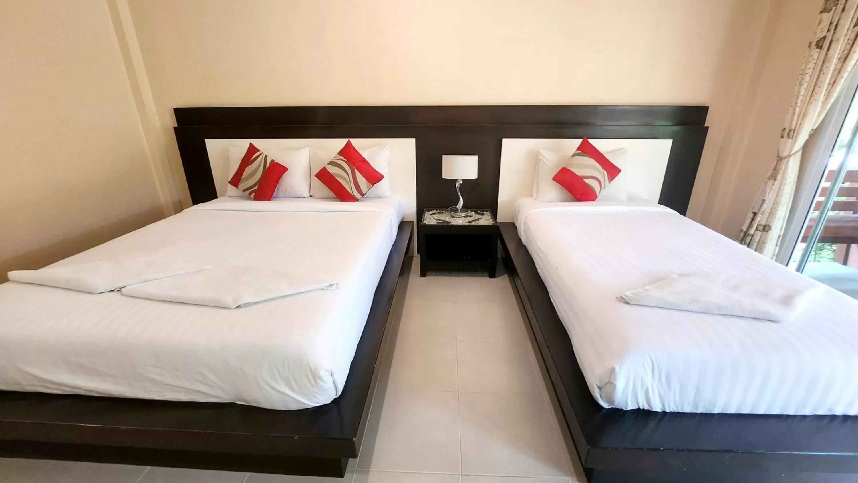 Deluxe Triple Room in Sawaddee Aonang Resort Deluxe Triple Room in Sawaddee Aonang Resort