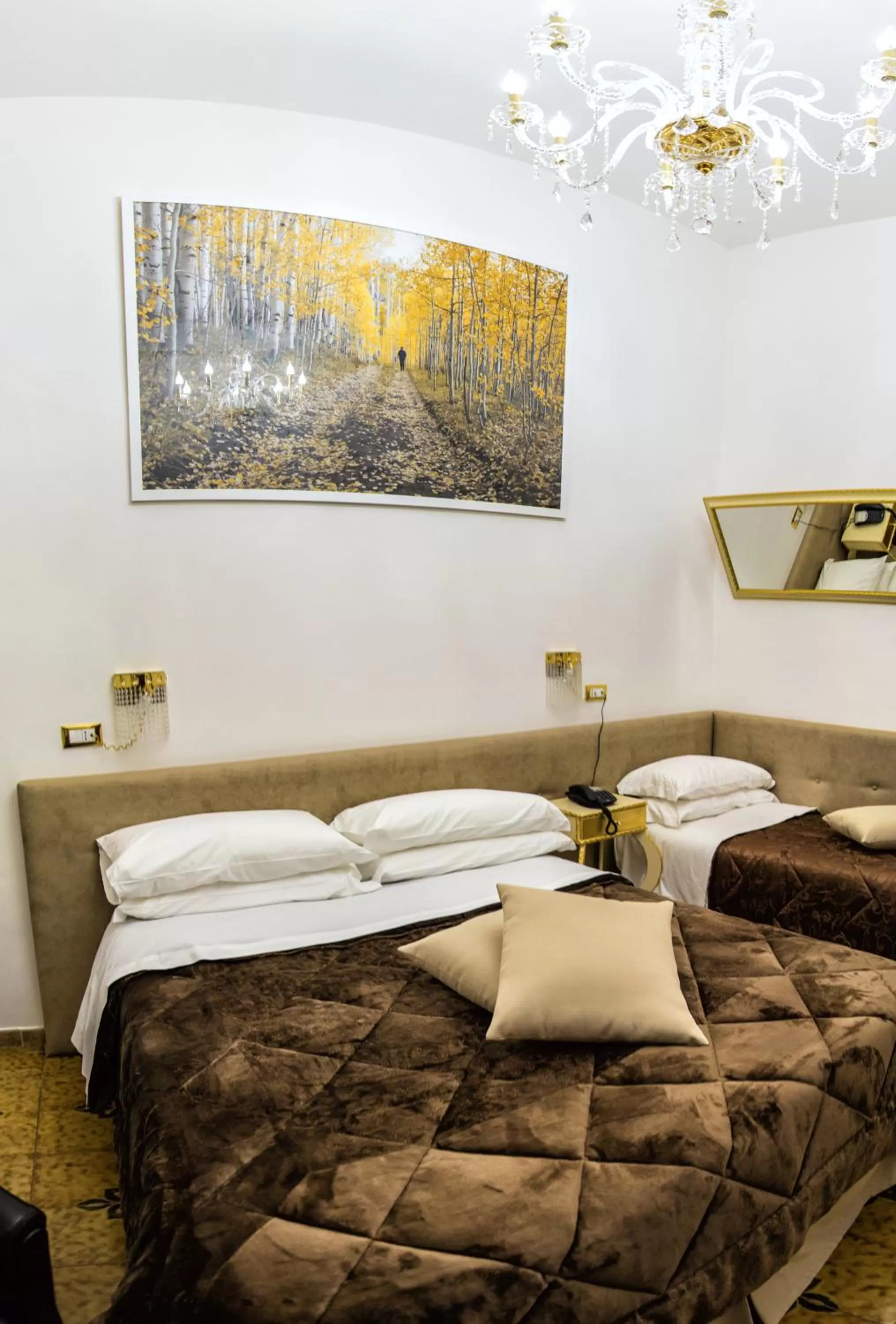 Other, Bed in Hotel des Artistes