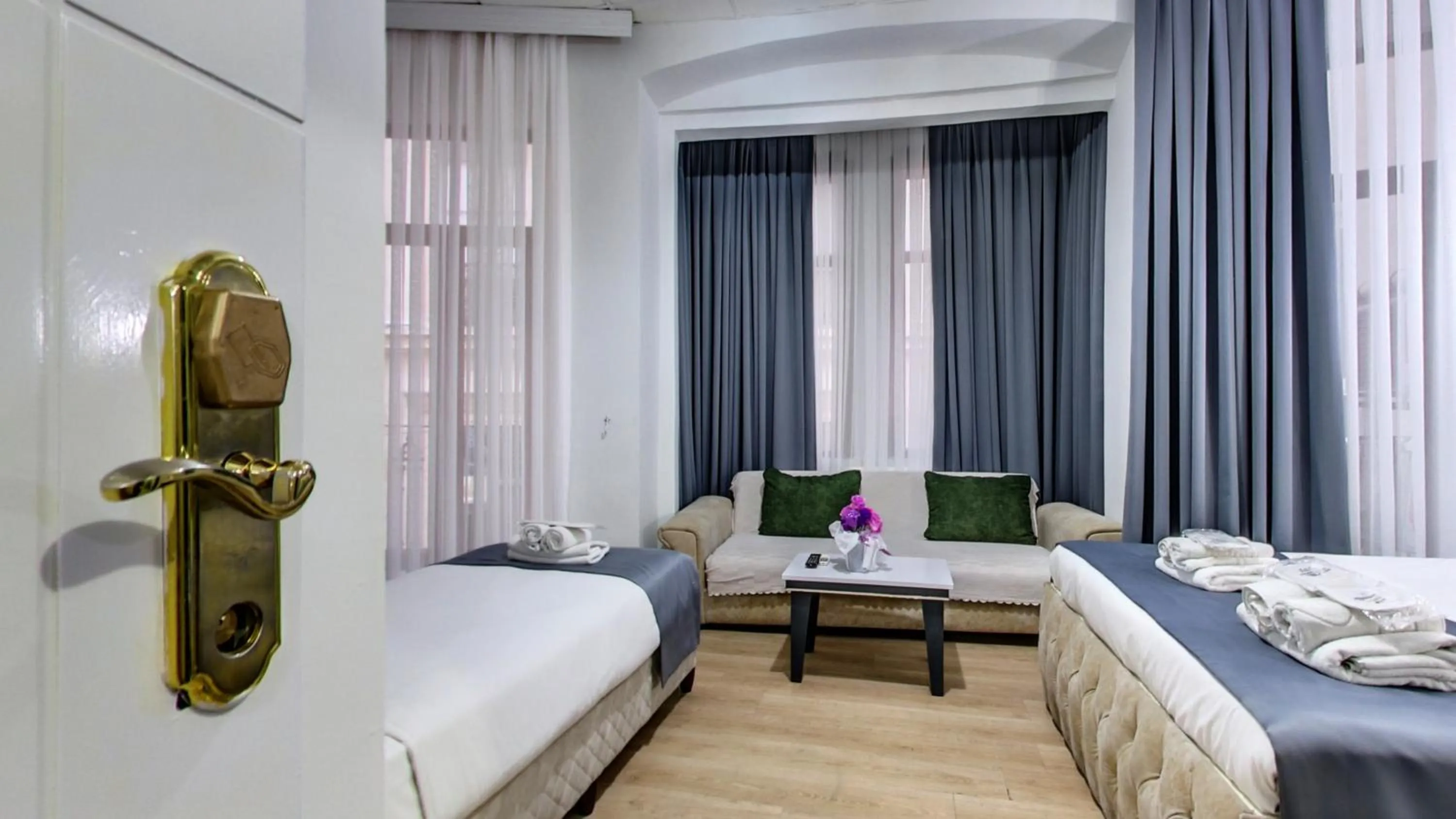 Bed in Hotel Mara İstanbul