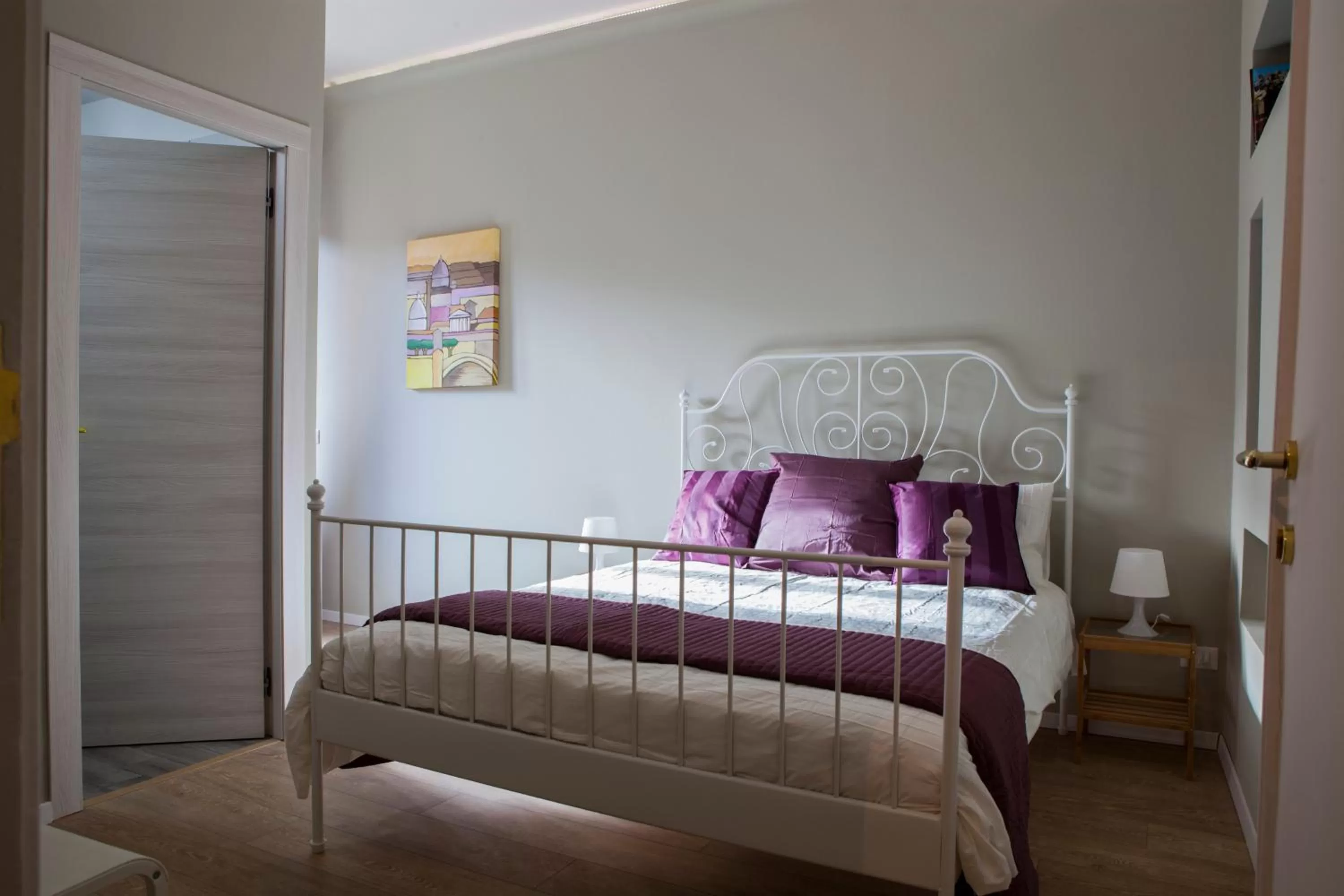 Bed in Un Attimo A Roma B&B