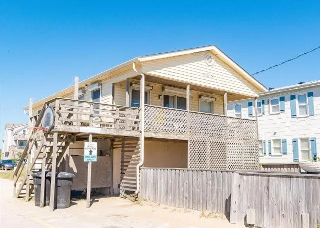 Bungalow with Sea View in Saltaire Cottages