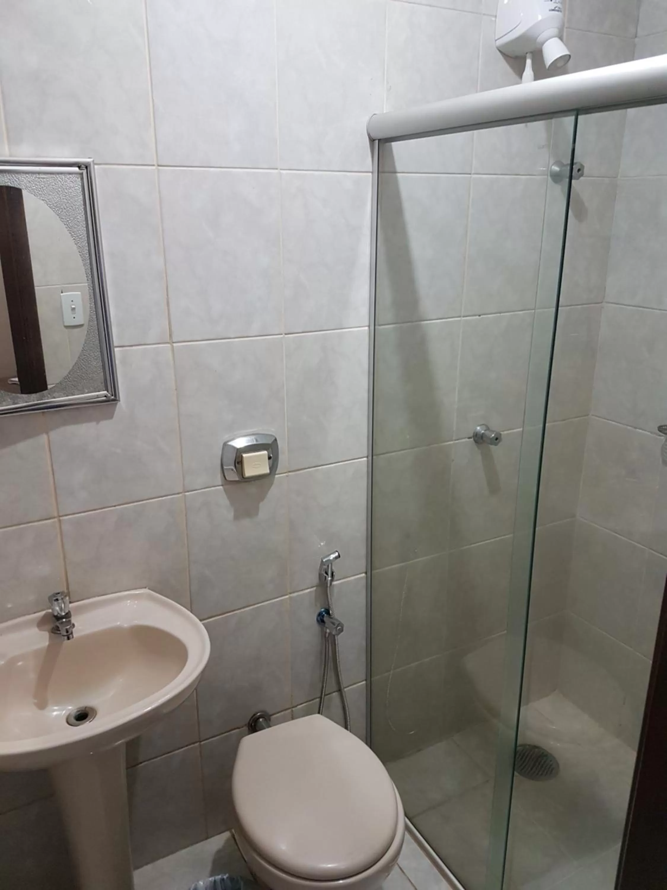 Bathroom in Hotel Barretos