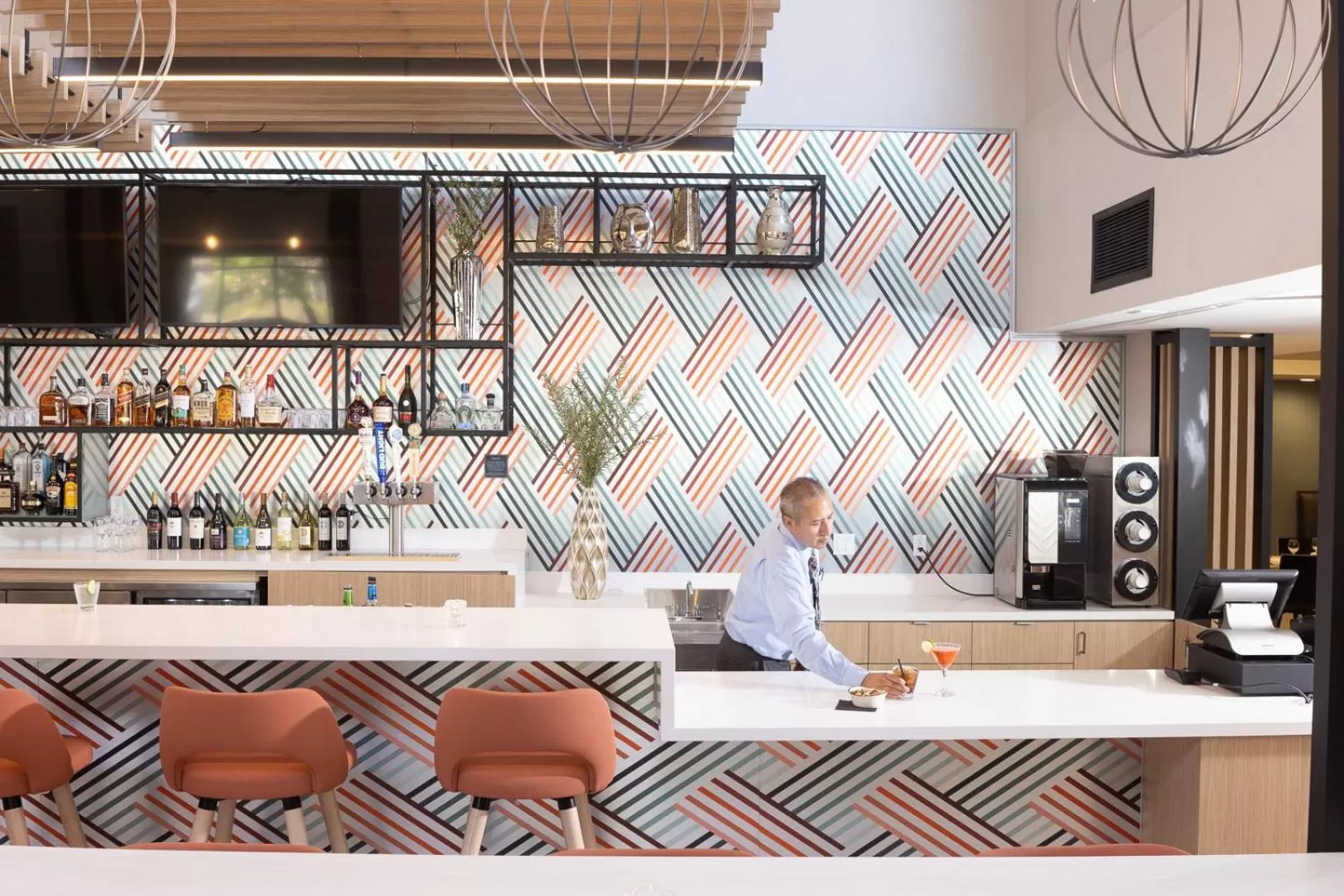 Lounge or bar in Holiday Inn Santa Ana-Orange County Airport by IHG