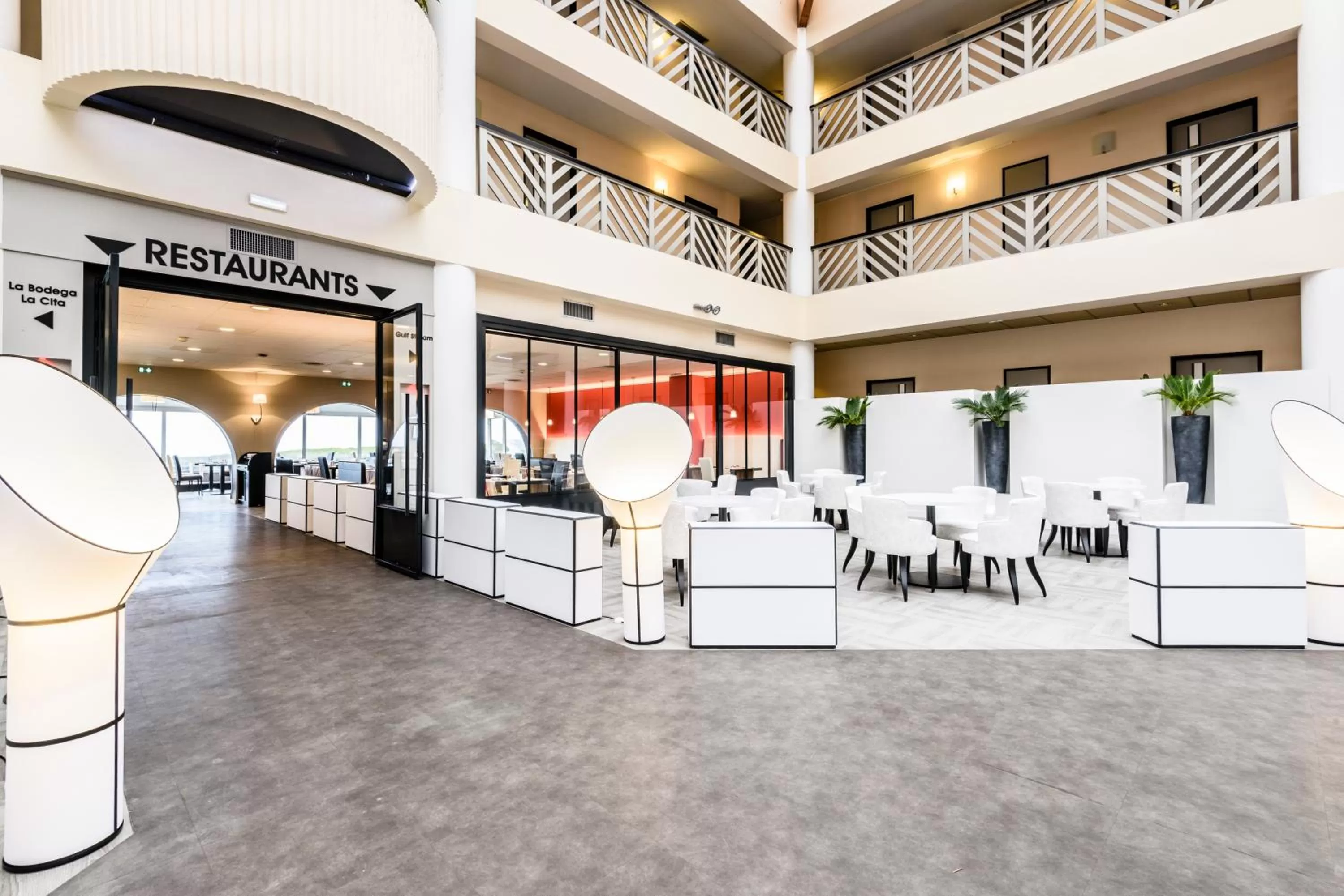 Restaurant/places to eat in Atlanthal