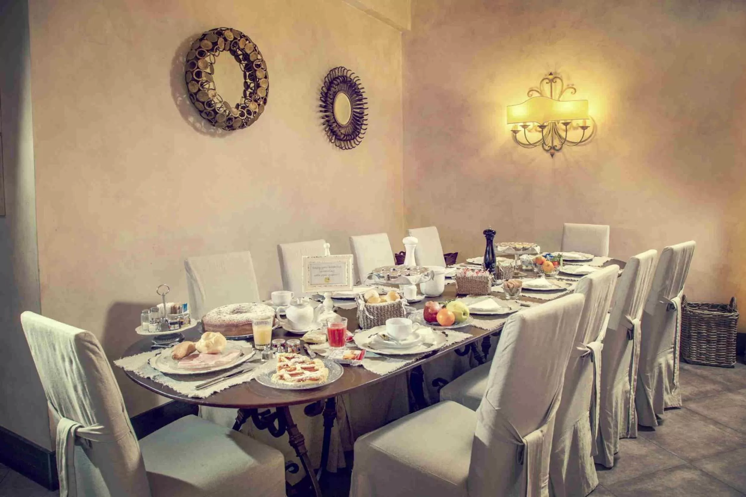 Food in Hotel Adriano