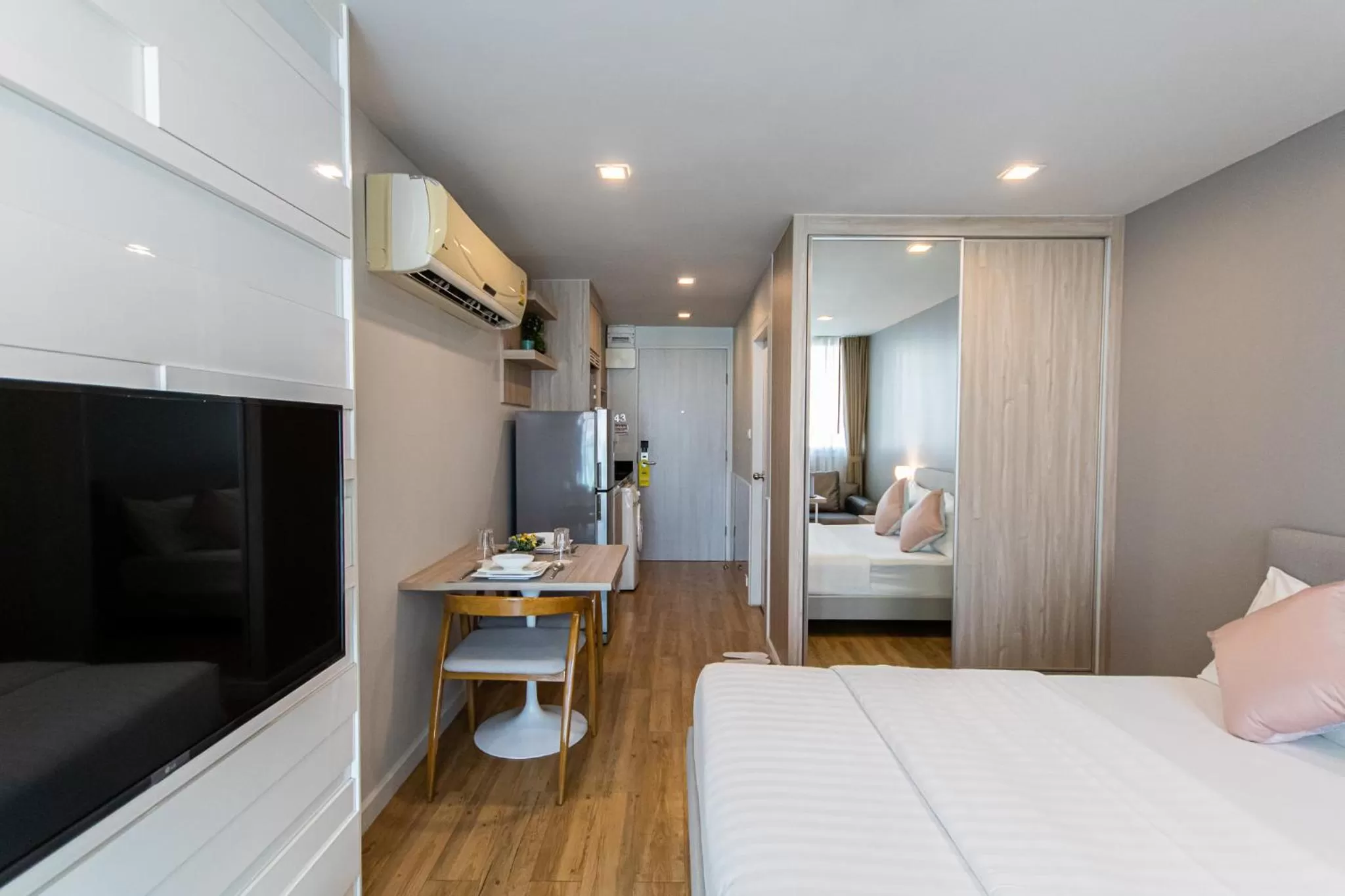 Bed in United Residence Ekamai Bangkok