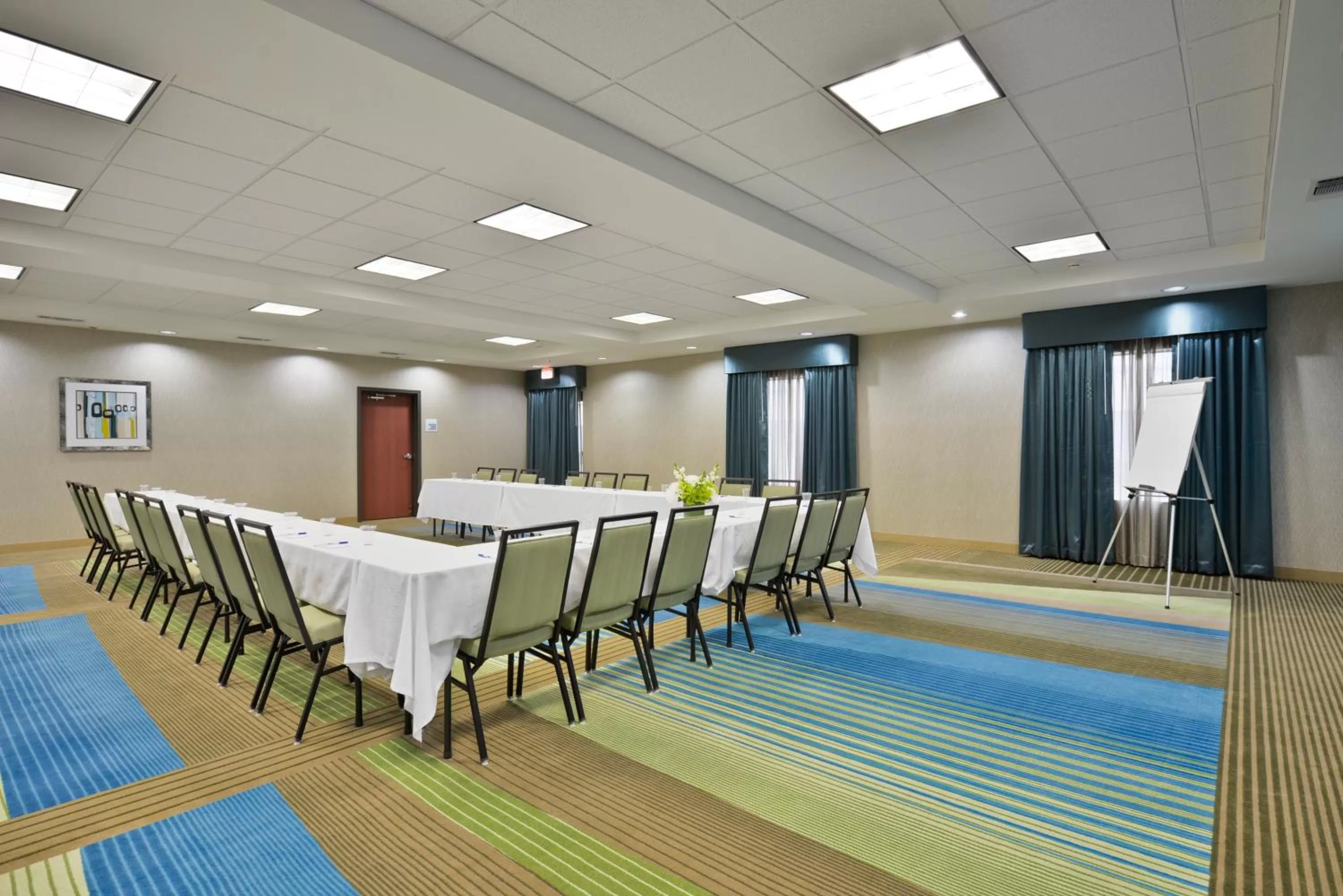 Meeting/conference room in Holiday Inn Express & Suites Forrest City by IHG